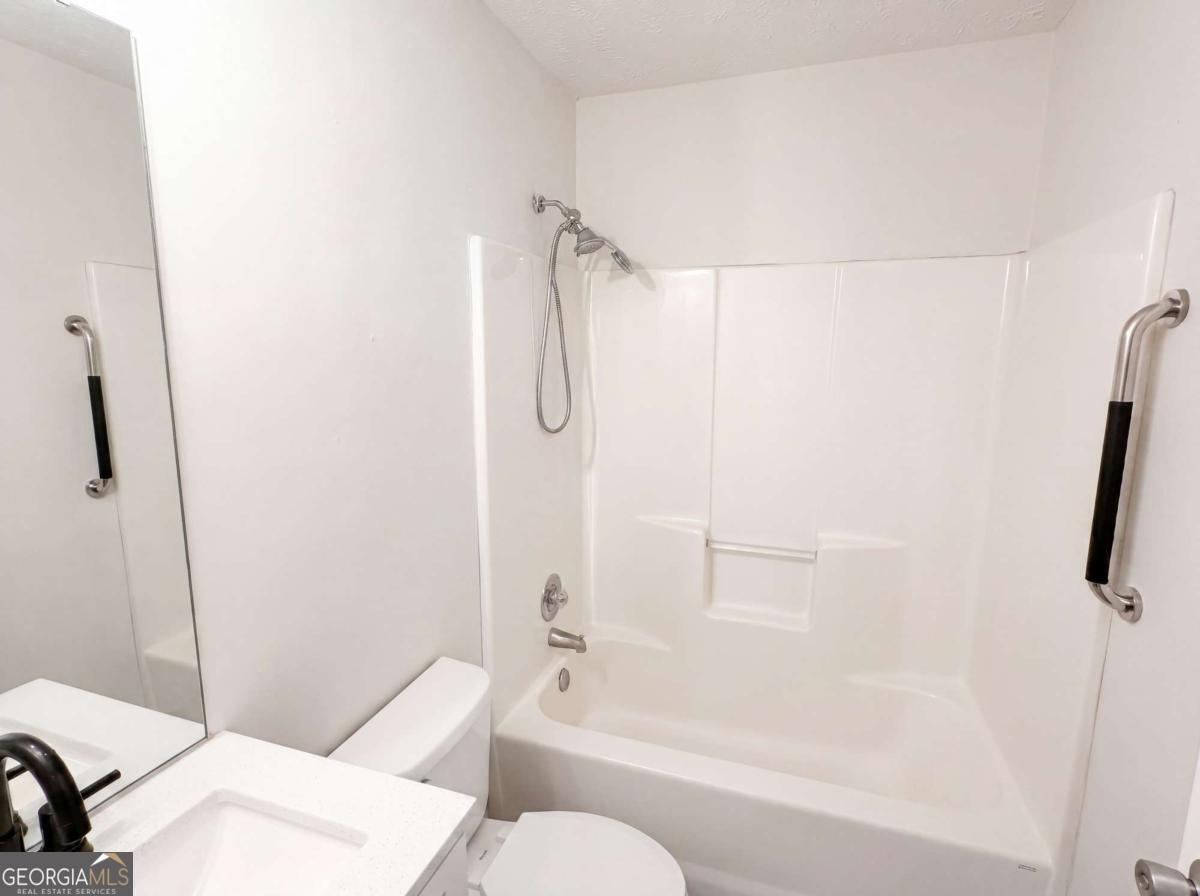 90 Rolling Ridge Drive Property Photo 16