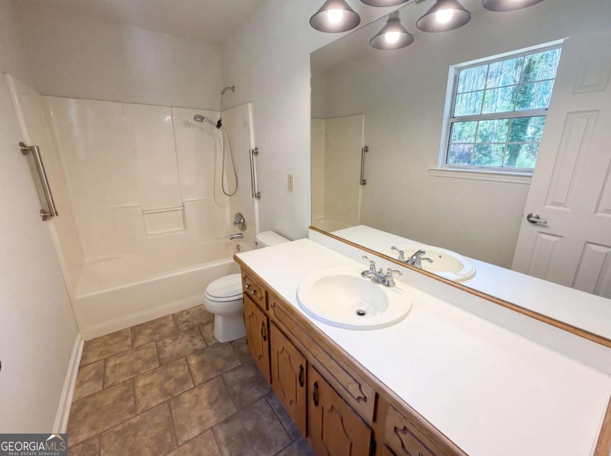 90 Rolling Ridge Drive Property Photo 17
