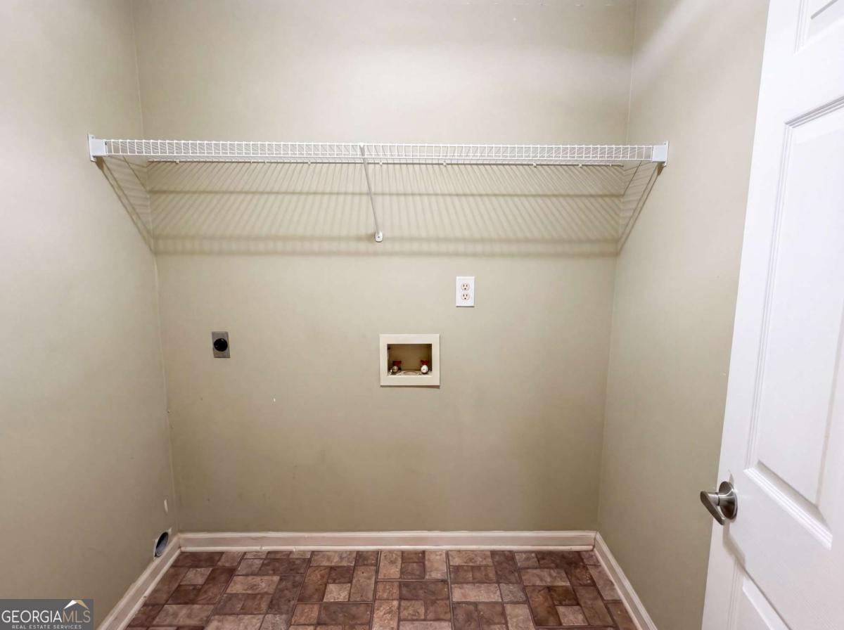 90 Rolling Ridge Drive Property Photo 18