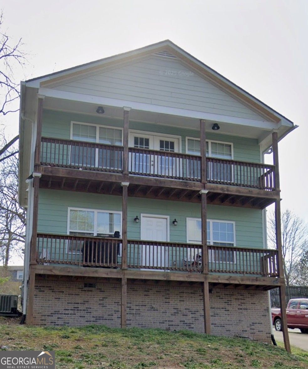 194 Strickland Avenue Property Photo 1