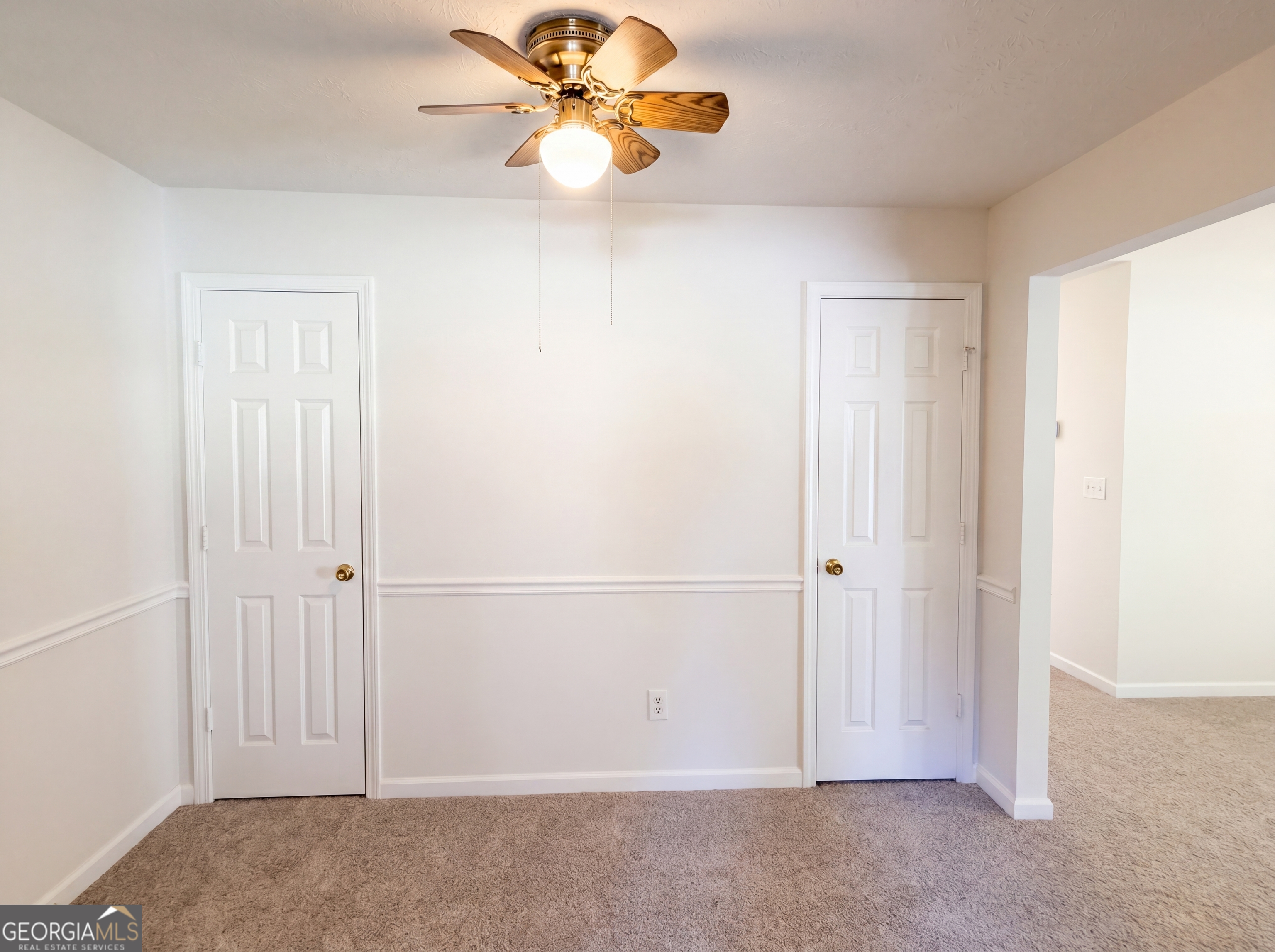 202 Bluff Court Property Photo 7