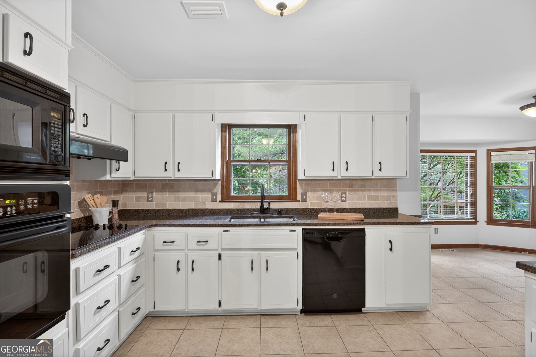 233 Shadowlake Court Property Photo 13