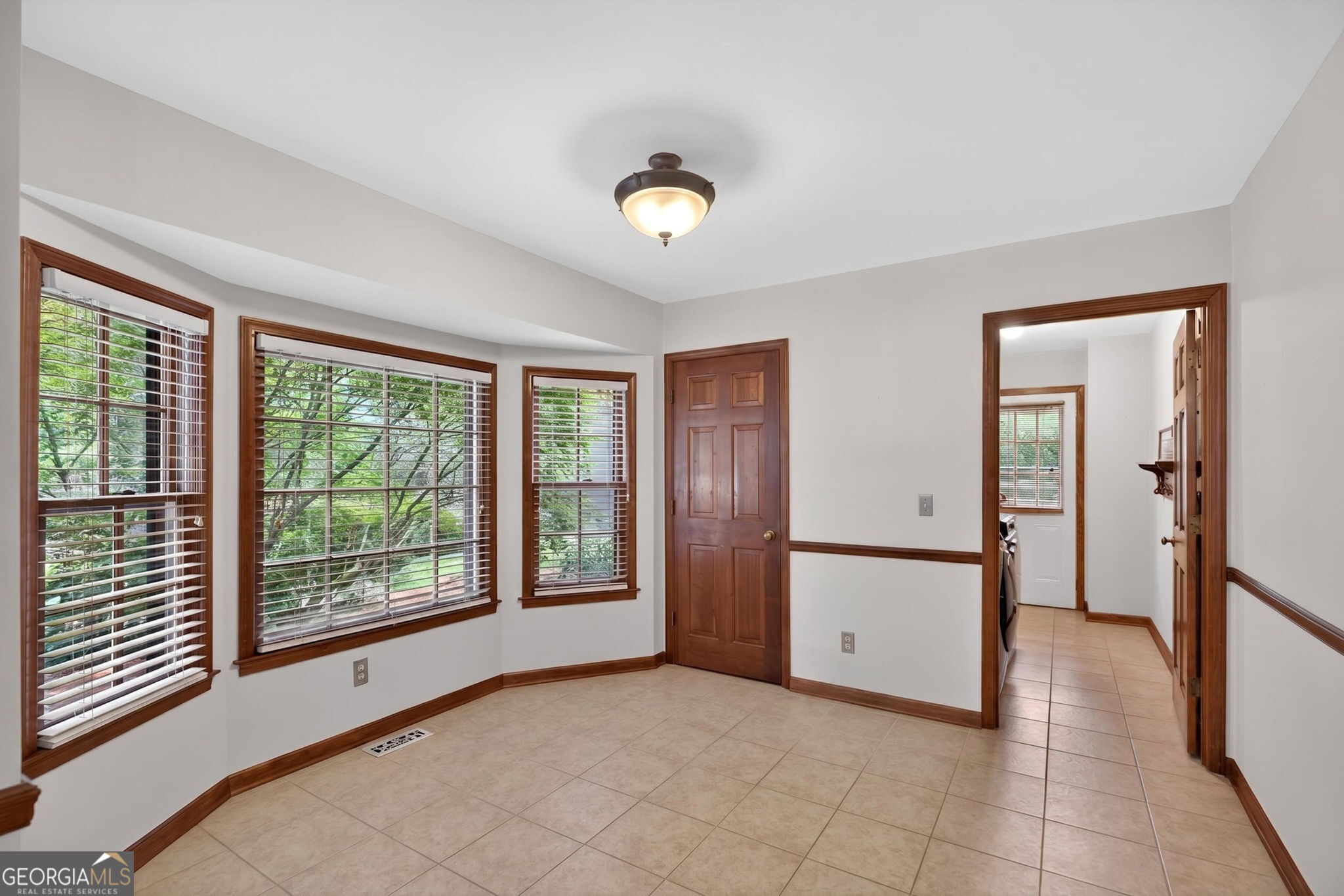 233 Shadowlake Court Property Photo 15