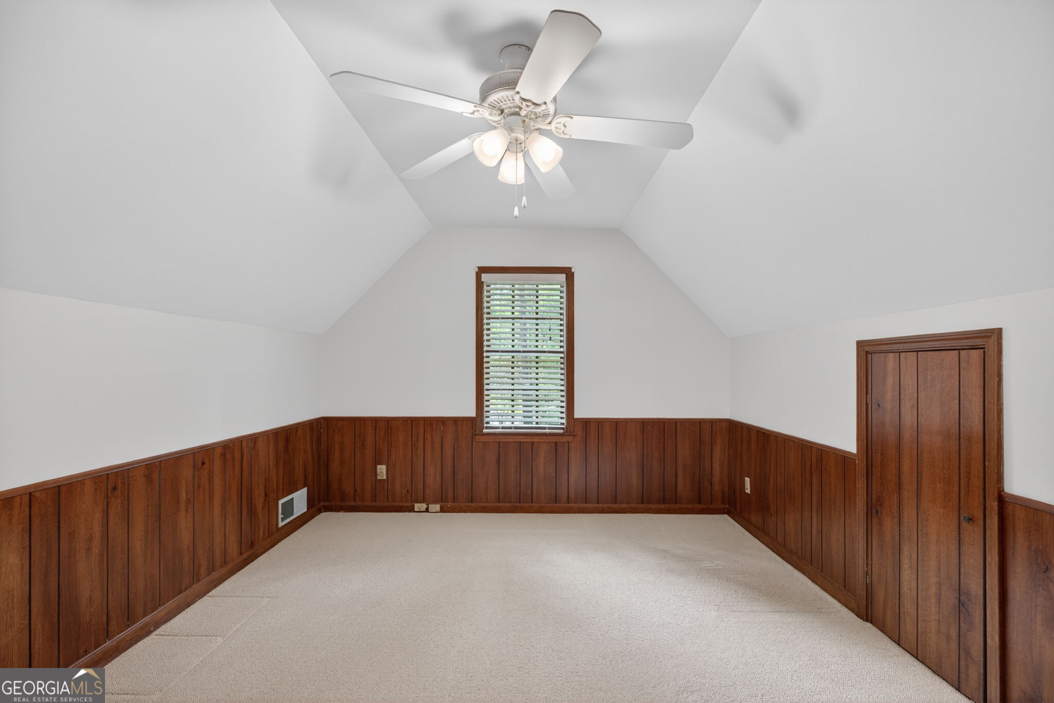 233 Shadowlake Court Property Photo 23