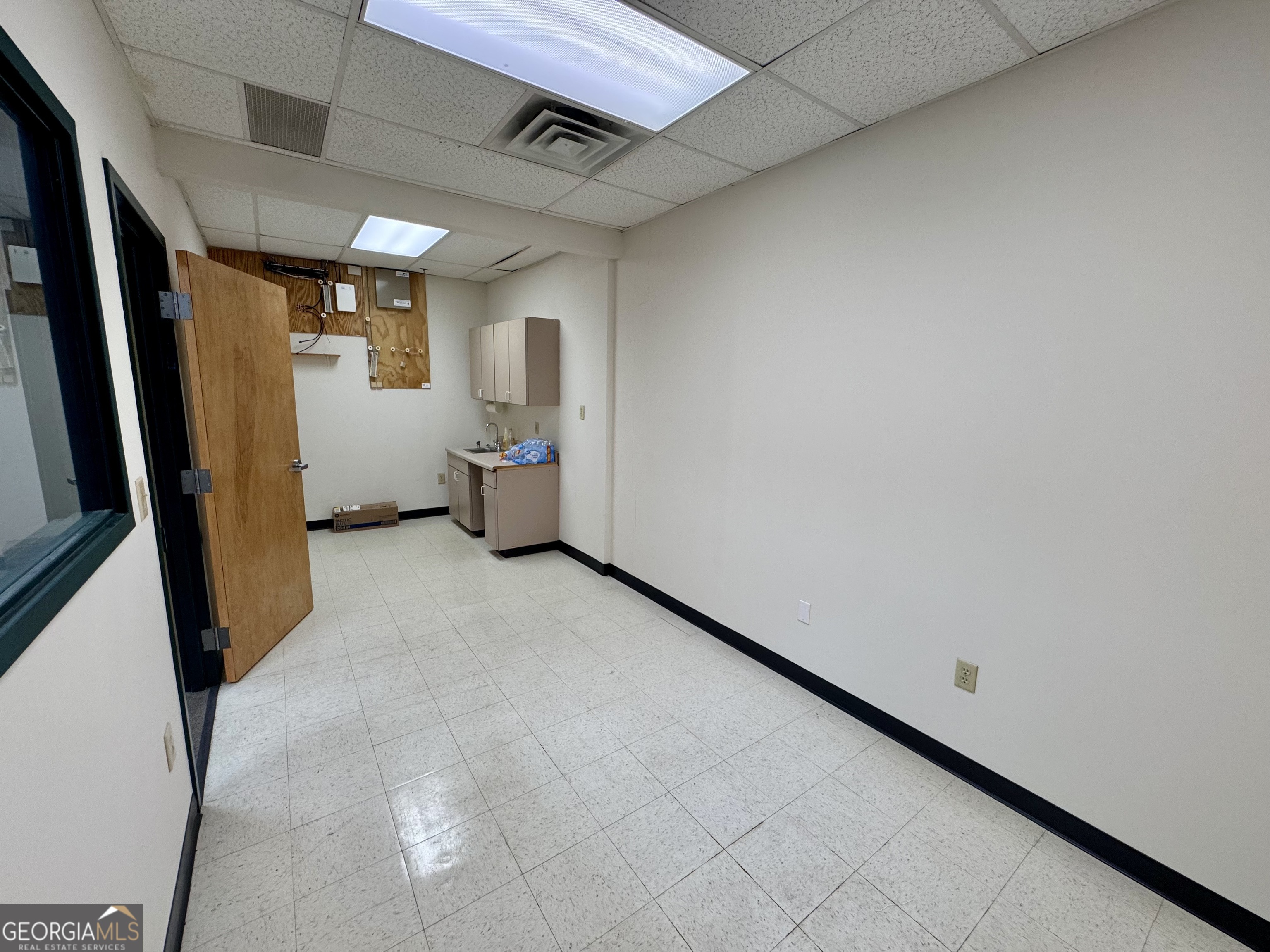 5910 Shiloh Road Property Photo 10