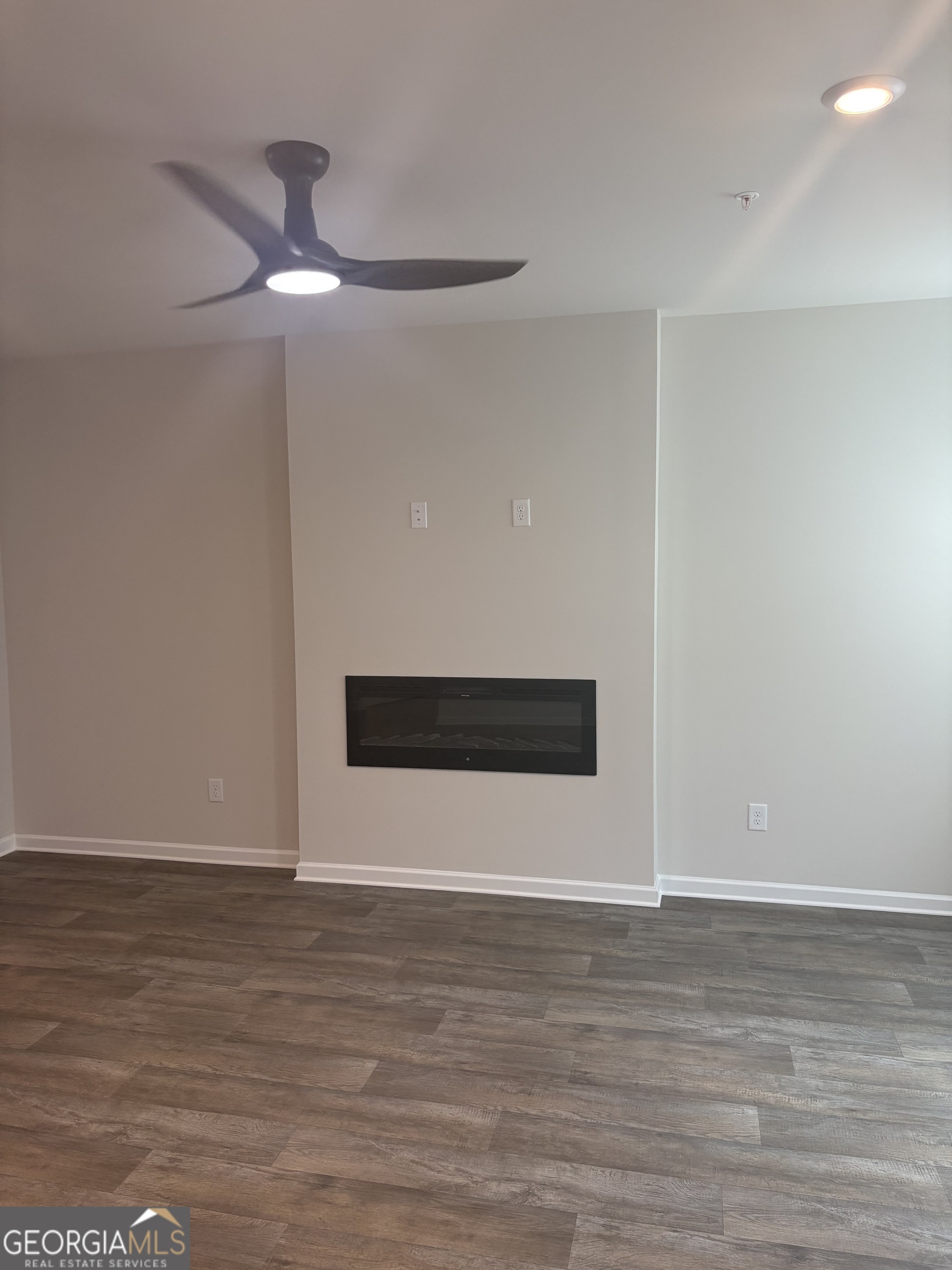 11522 Kimberly Way Property Photo 3