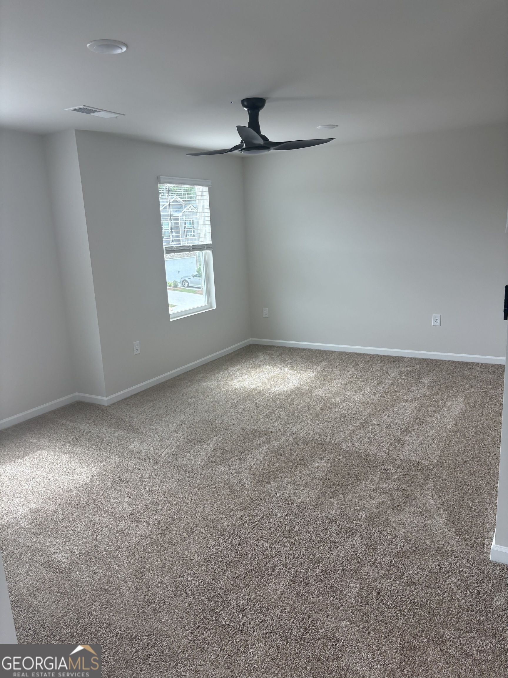 11522 Kimberly Way Property Photo 5