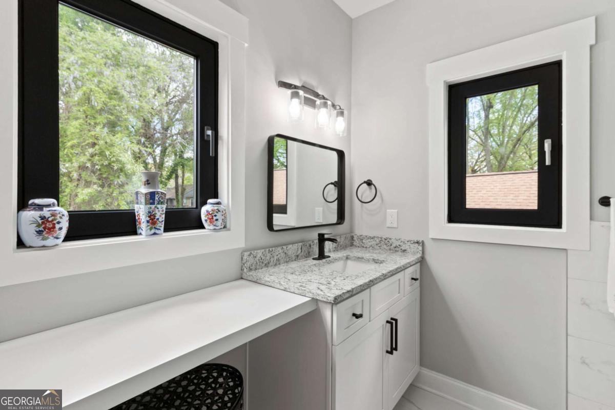 1521 Sylvan Road Sw Property Photo 22