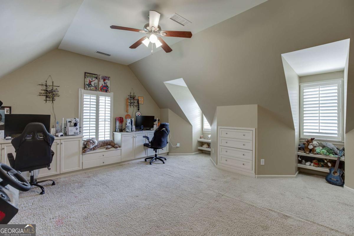 7310 Hedgewood Way Property Photo 36
