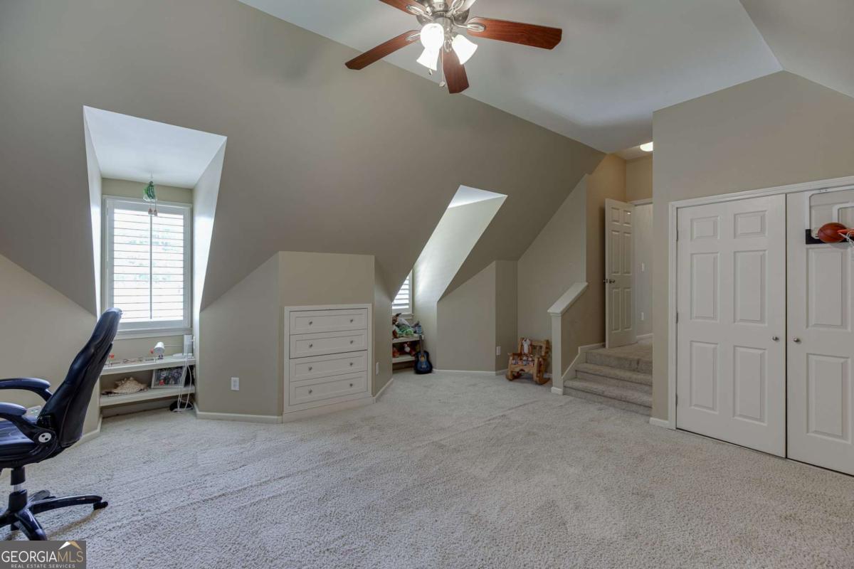 7310 Hedgewood Way Property Photo 37