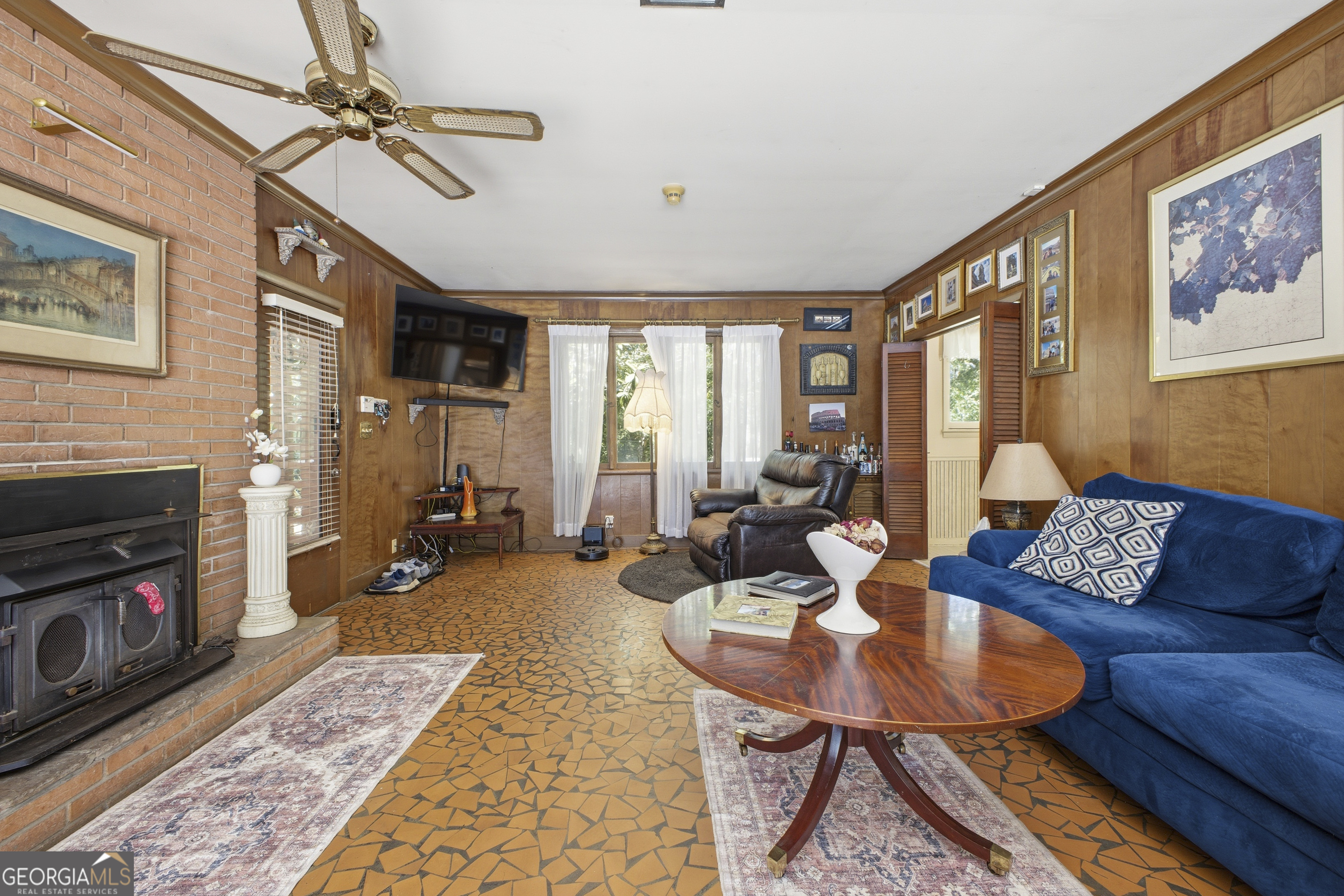 1202 Cave Spring Road Property Photo 6