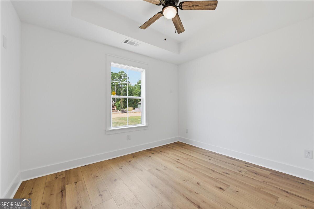 210 Hampton Chase Property Photo 37