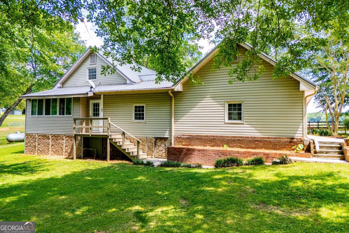 436 County Rd 98 Property Photo 56
