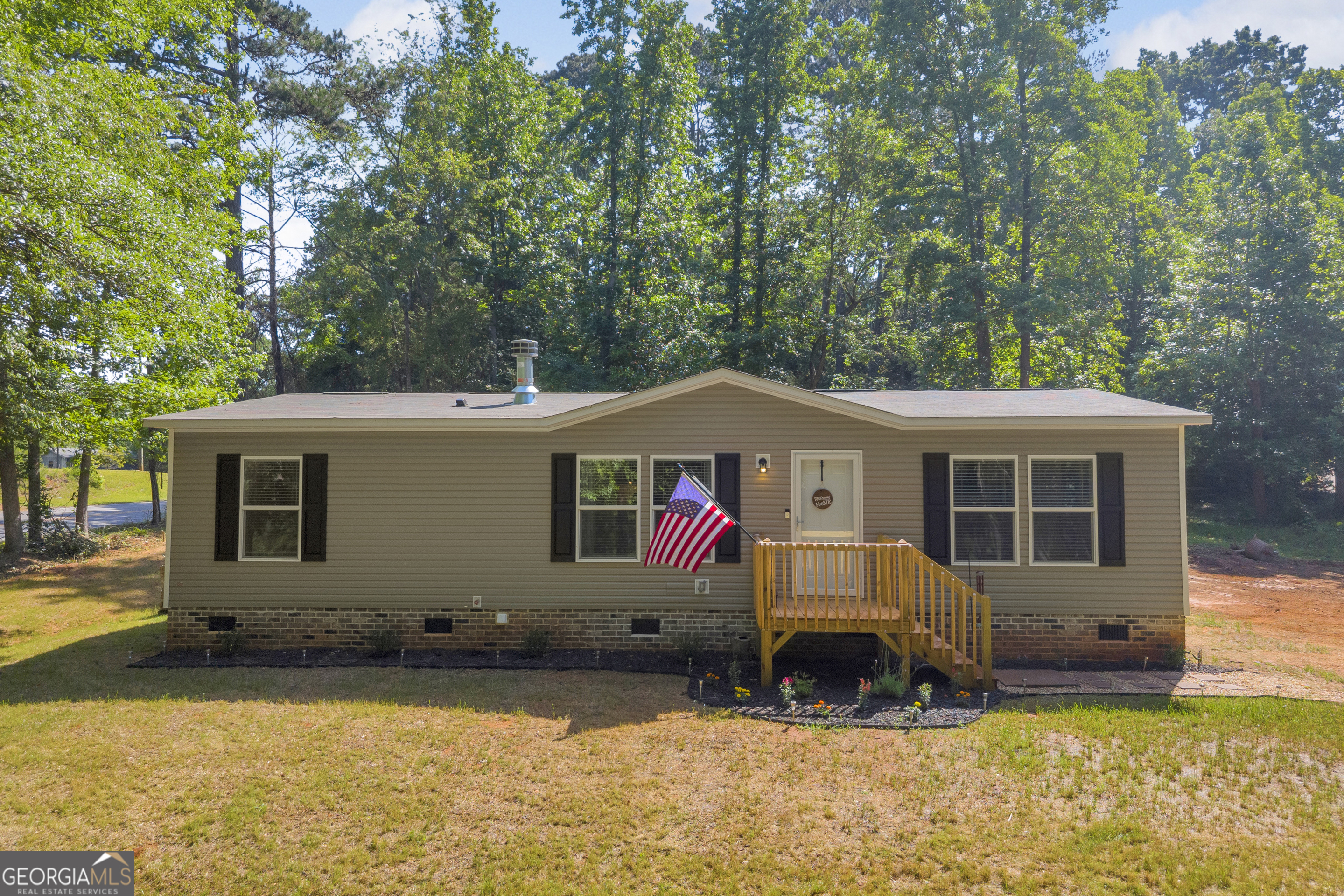220 Trout Drive Property Photo 1