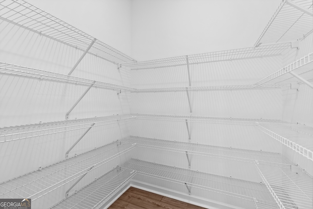 102 Epperly Way Property Photo 5