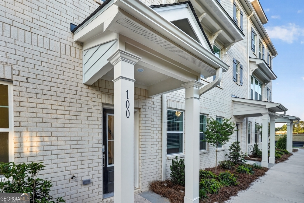 100 Epperly Way Property Photo 1