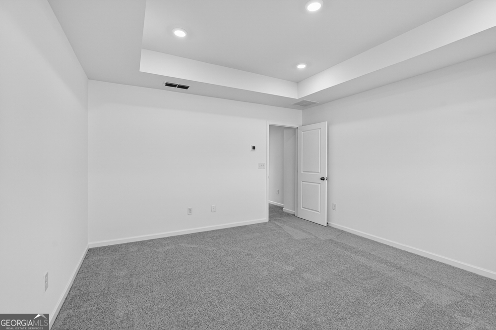 100 Epperly Way Property Photo 13