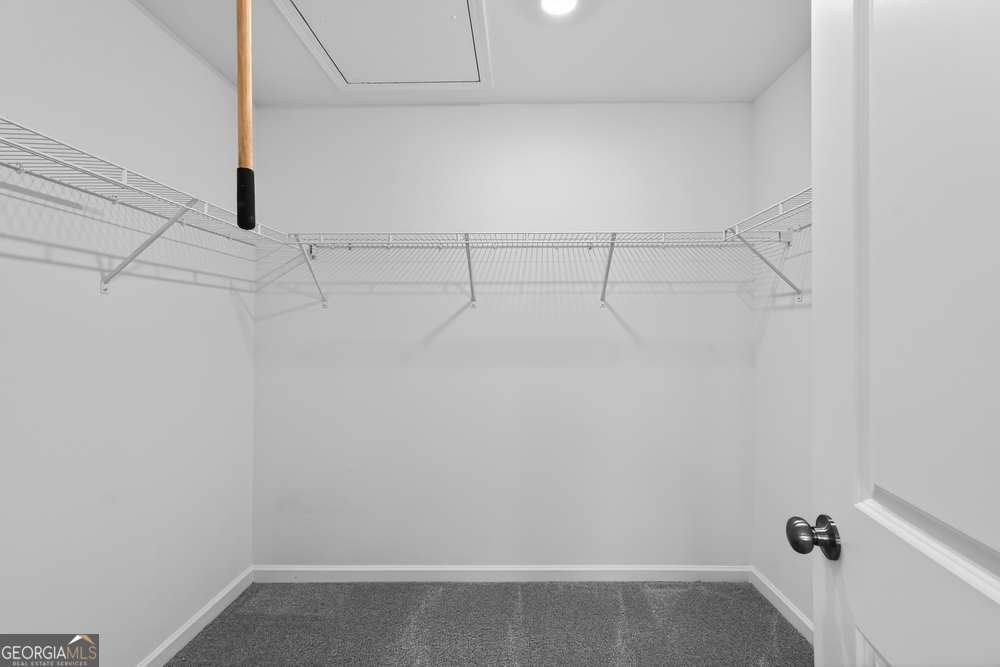 100 Epperly Way Property Photo 17