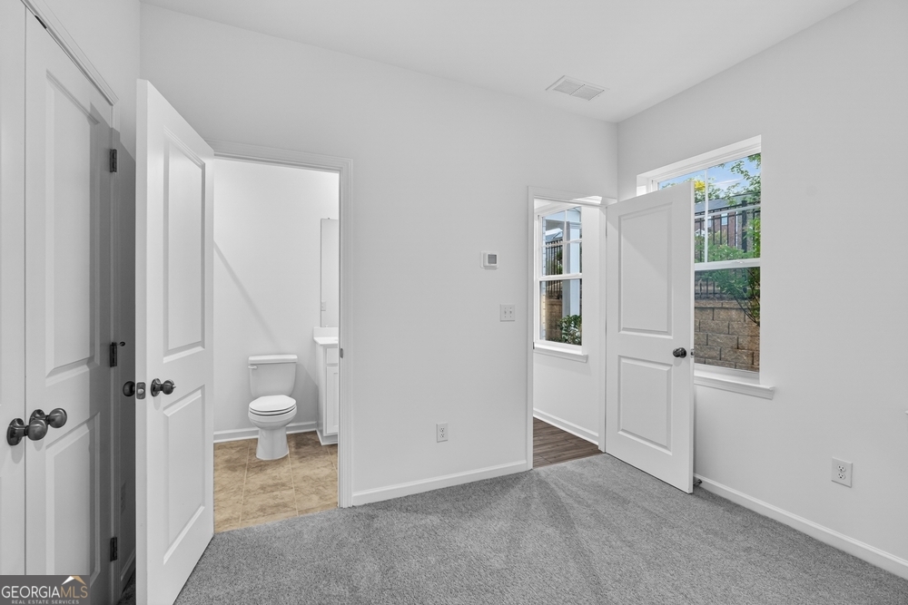 100 Epperly Way Property Photo 23