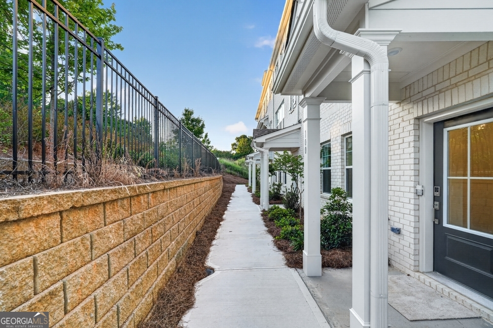 100 Epperly Way Property Photo 37