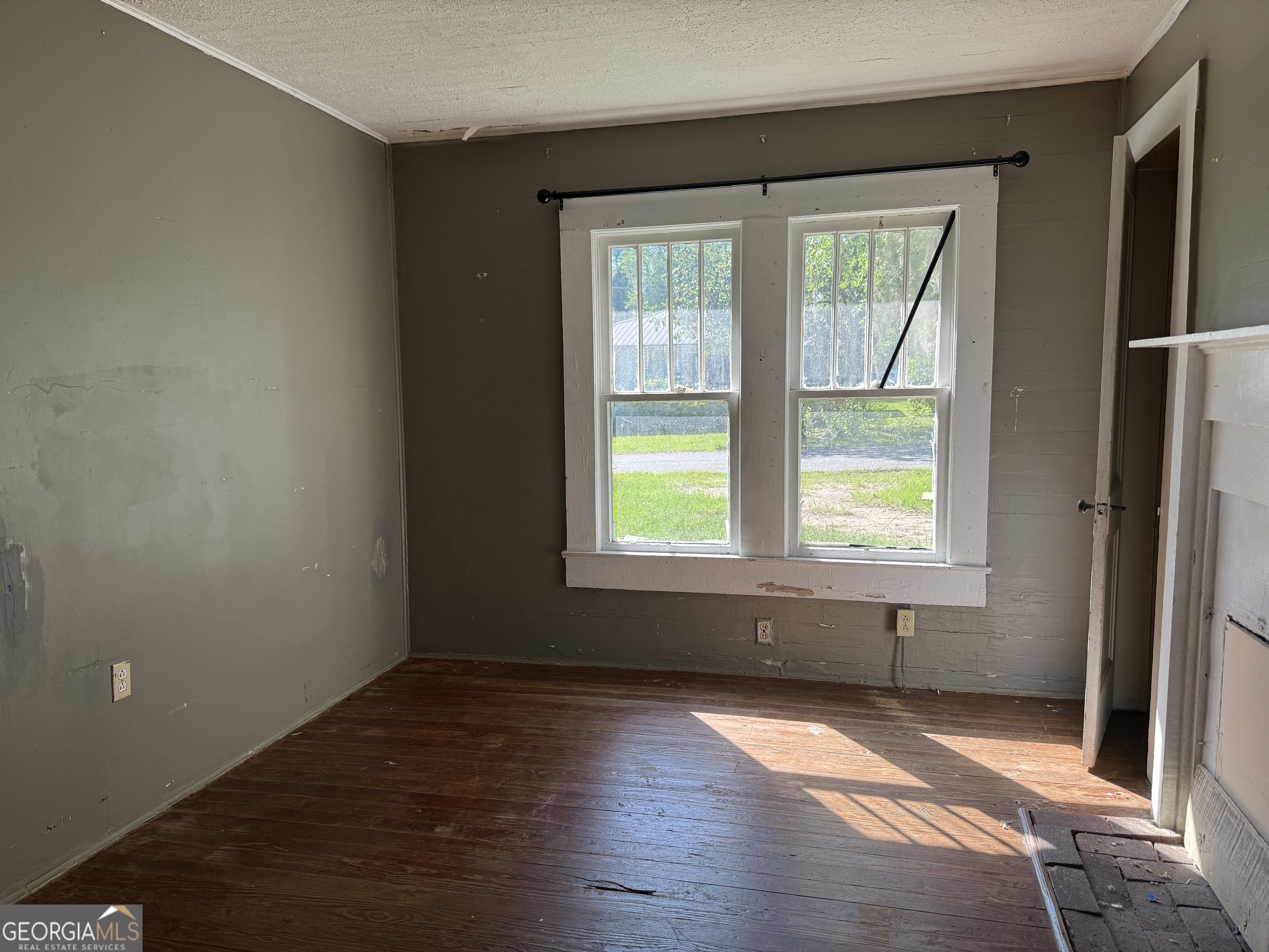314 E Louisiana Avenue Property Photo 9