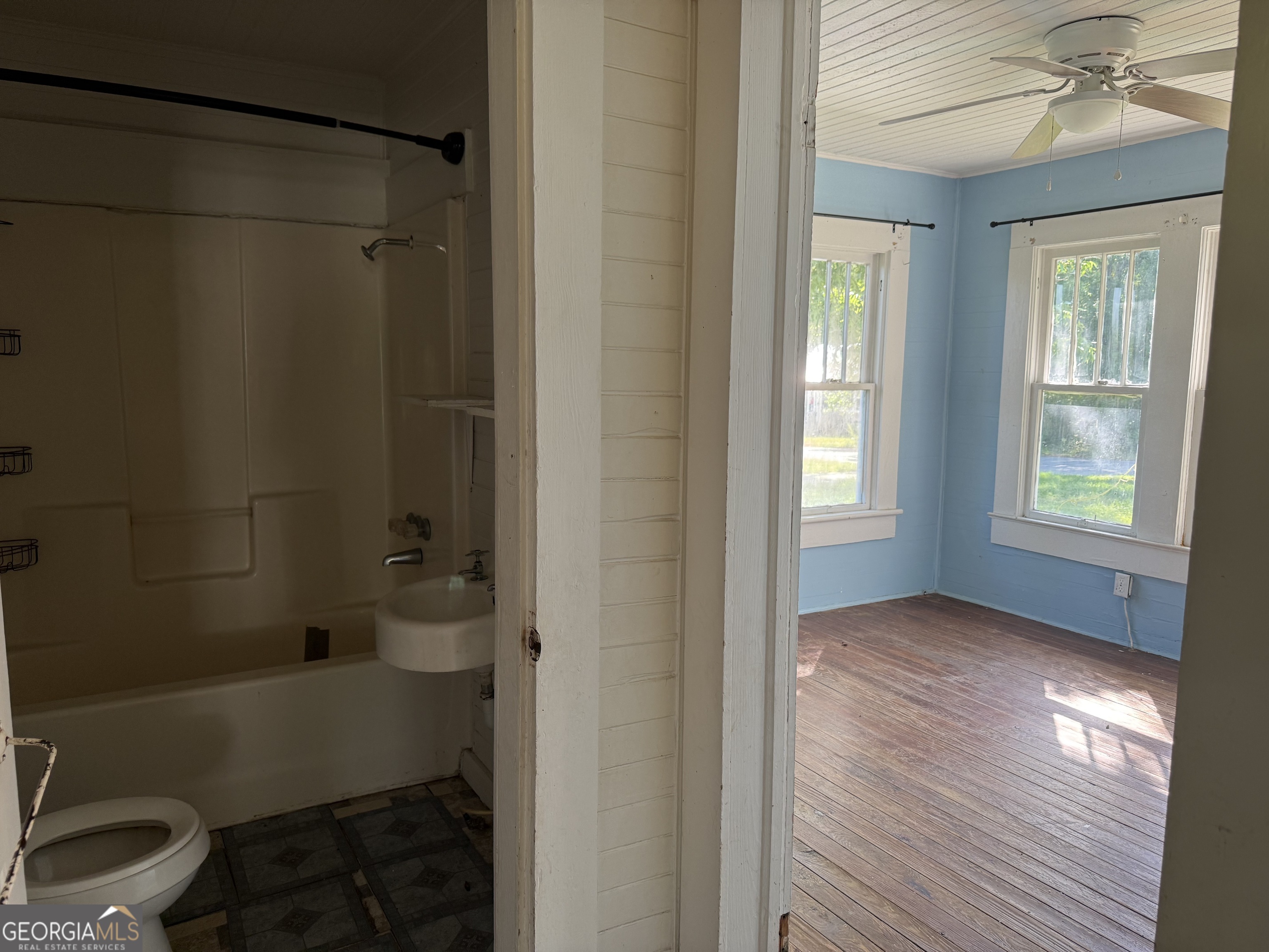 314 E Louisiana Avenue Property Photo 11