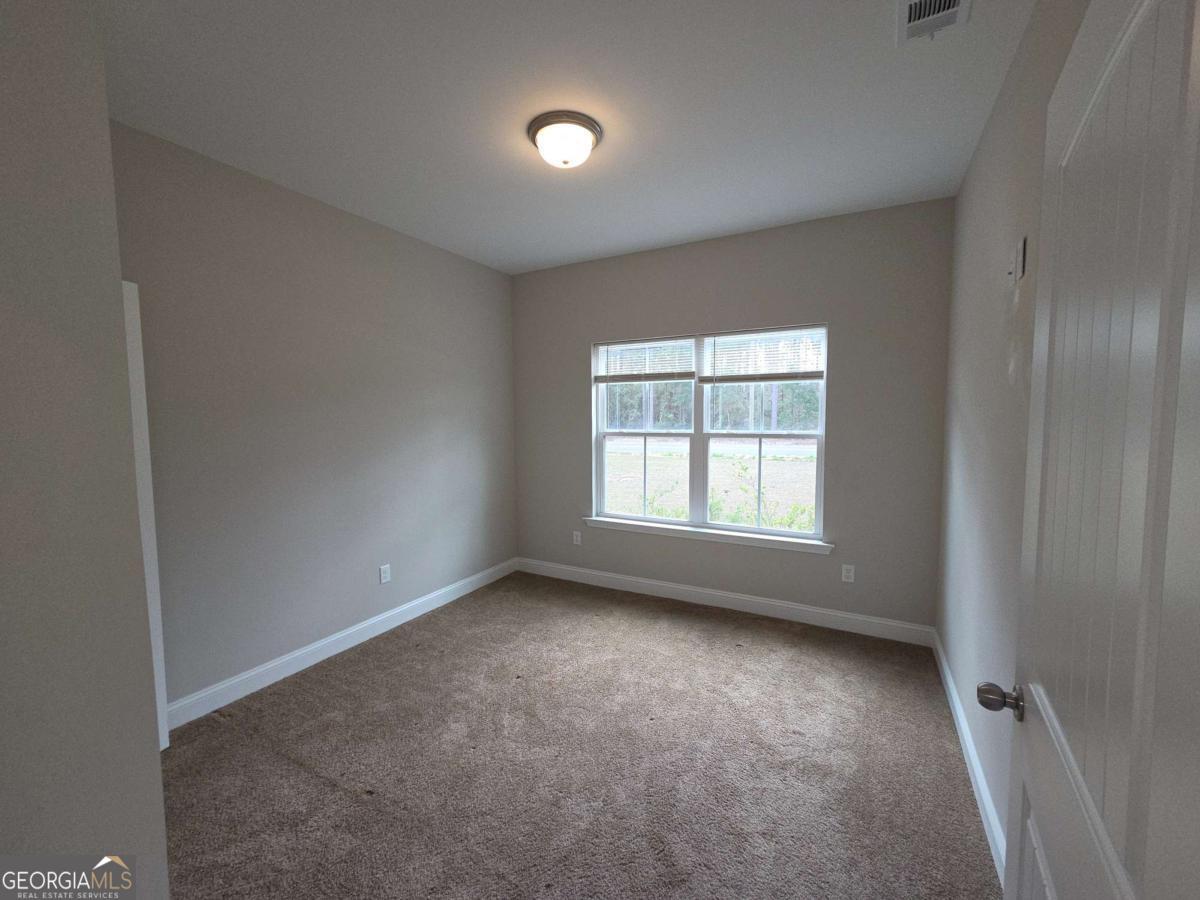 144 Linden Drive Property Photo 5