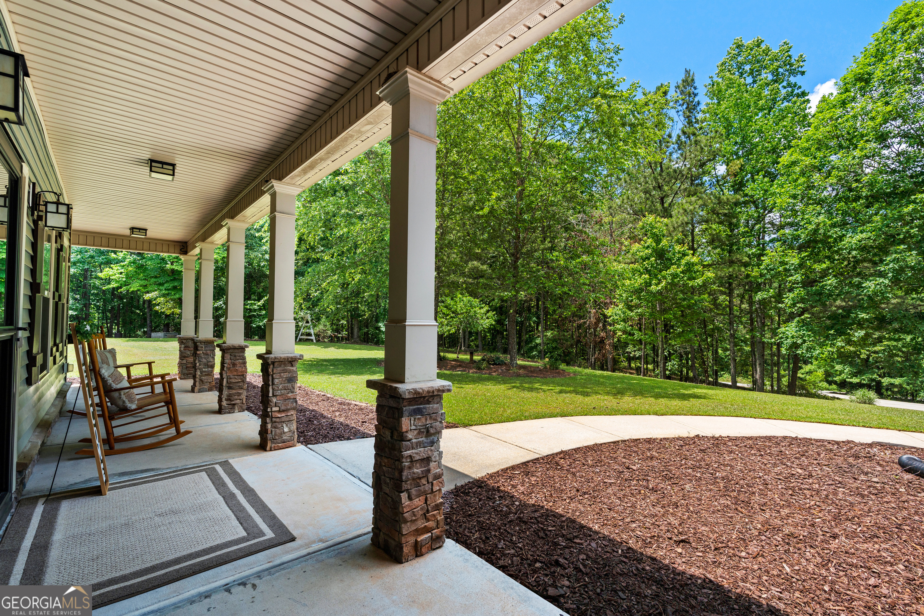 2694 Welcome Road Property Photo 4