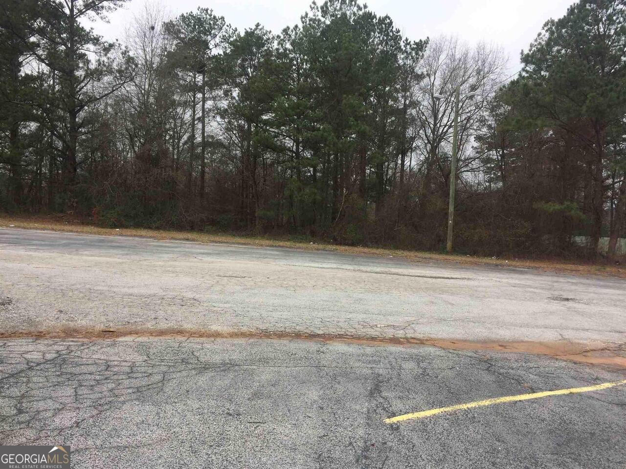 1707 N Expressway Property Photo 4