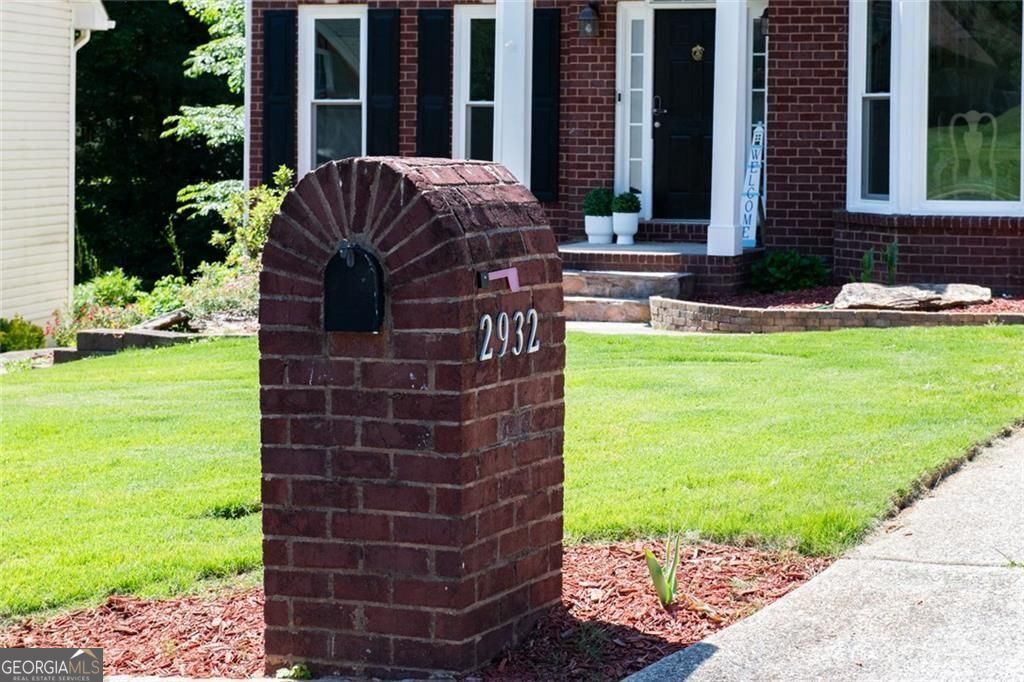 2932 Sunset View Circle Property Photo 4