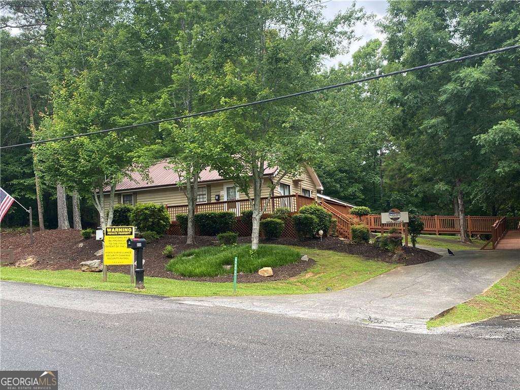 585 Galaxy Way Property Photo 10