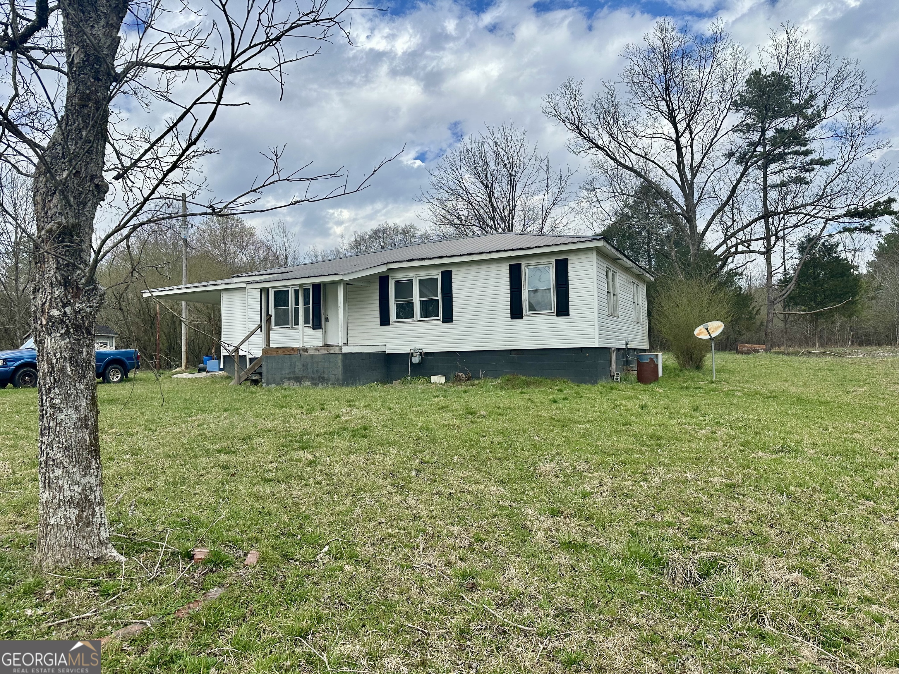456 Cummings Road Property Photo 2