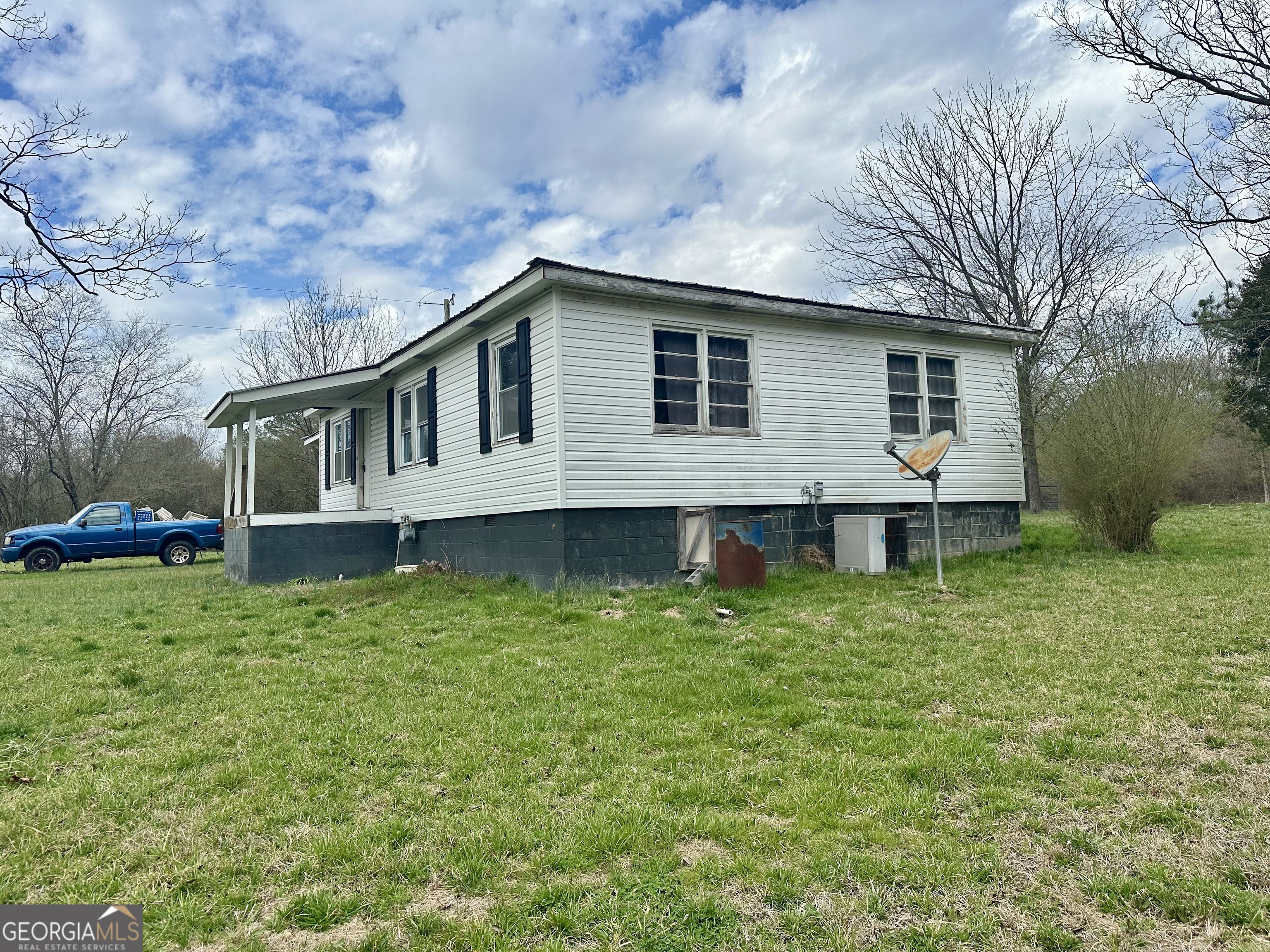 456 Cummings Road Property Photo 3