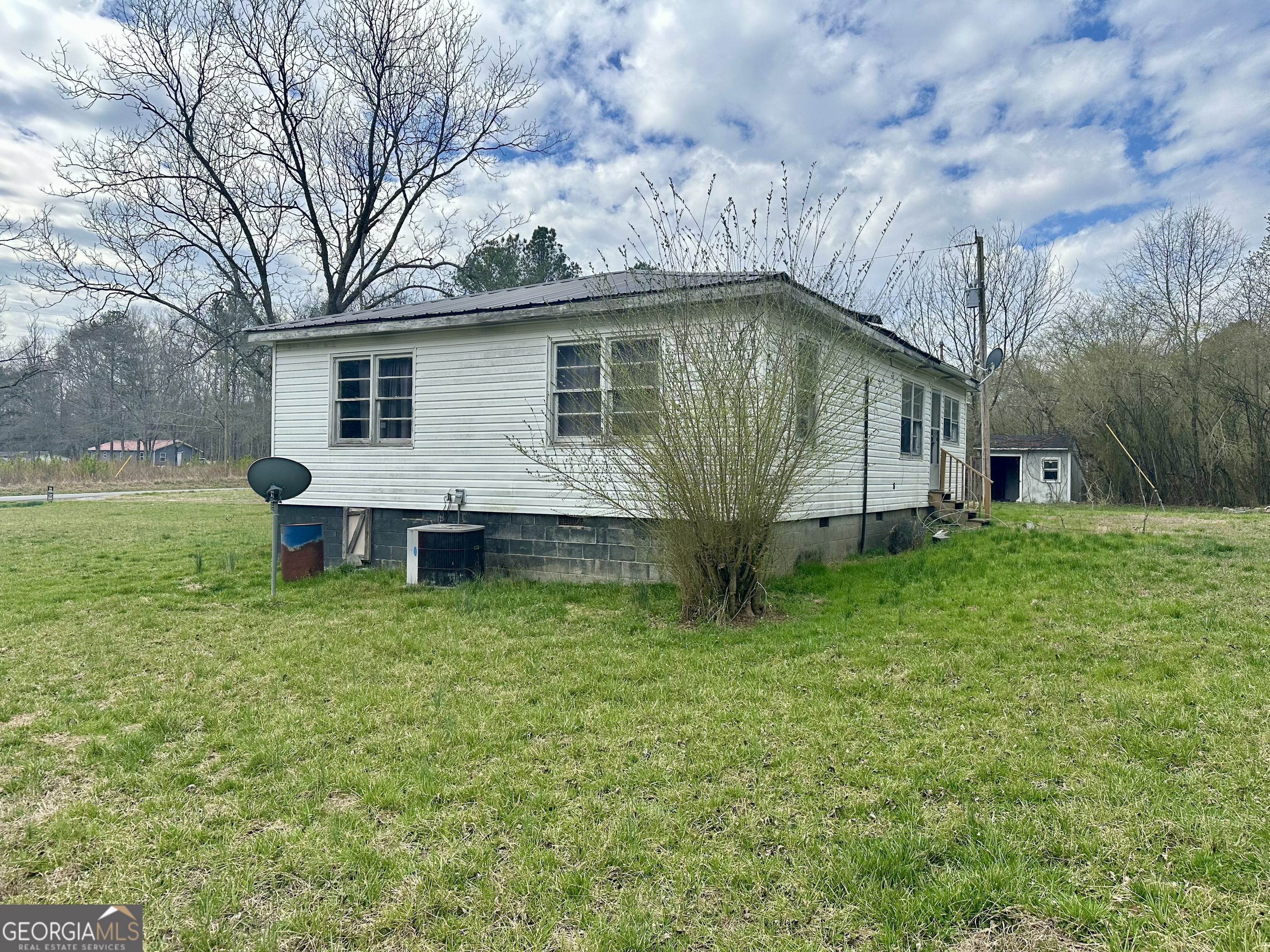 456 Cummings Road Property Photo 4