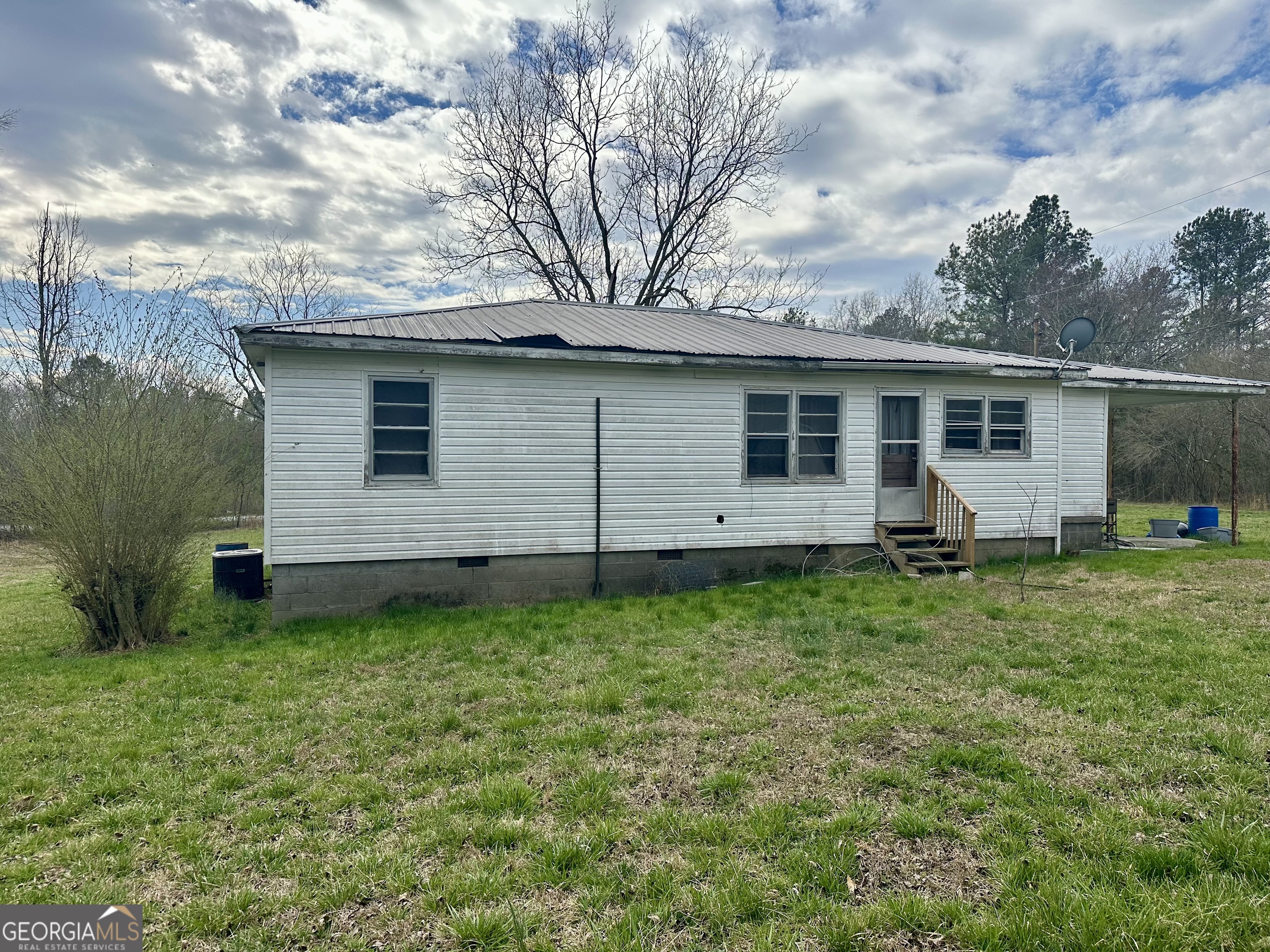 456 Cummings Road Property Photo 5