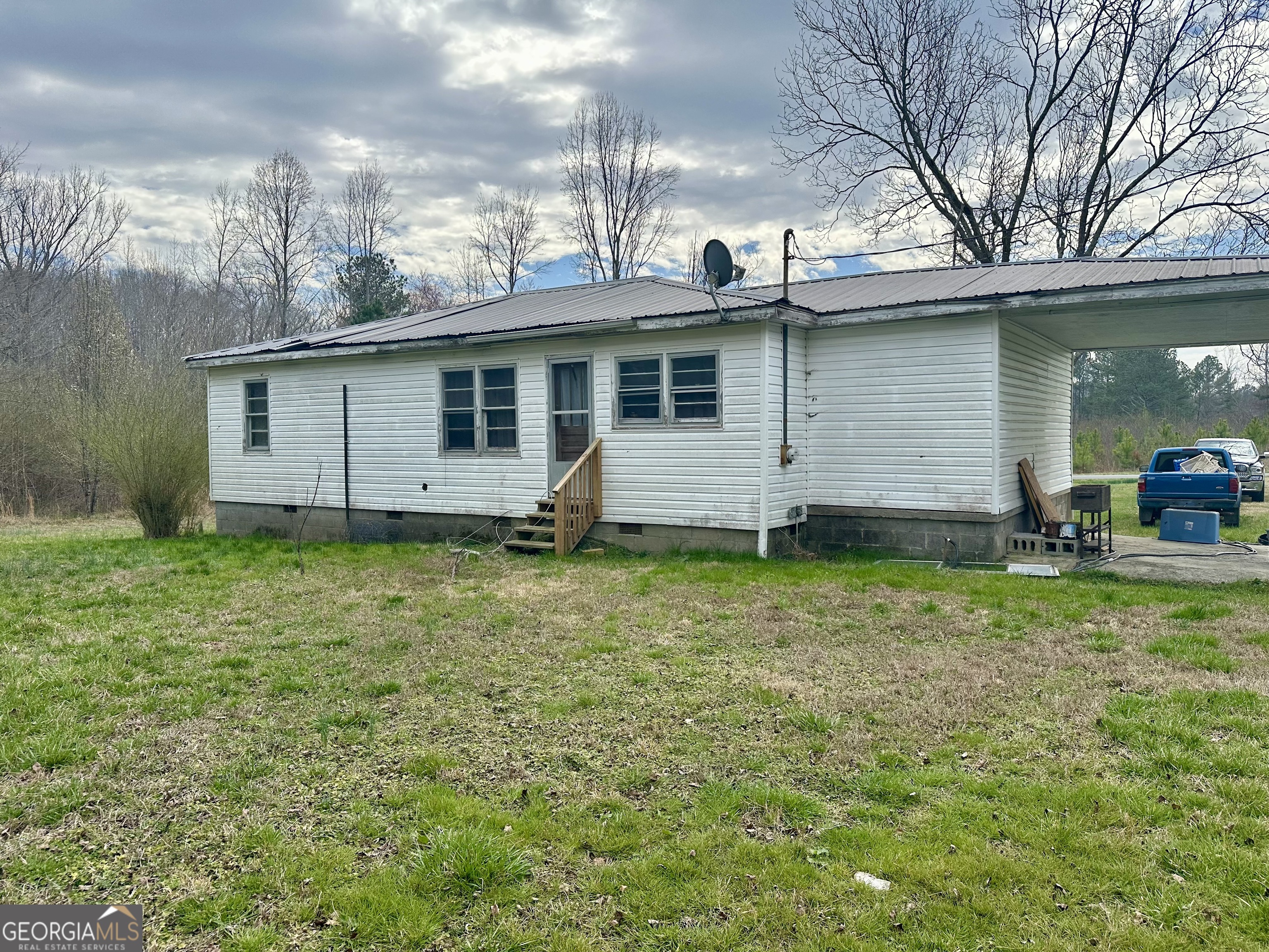456 Cummings Road Property Photo 6