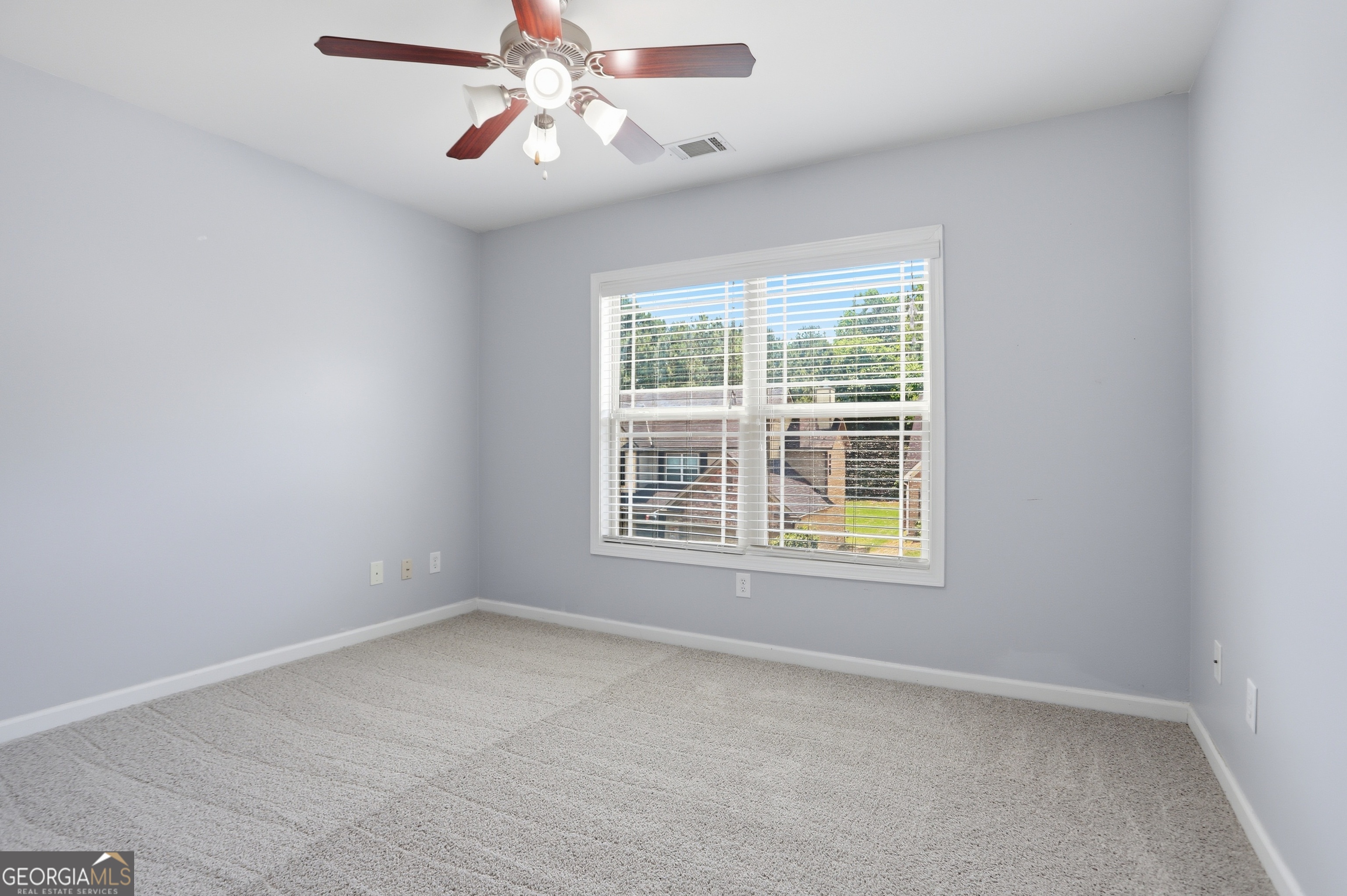 9518 Rushmore Circle Property Photo 17