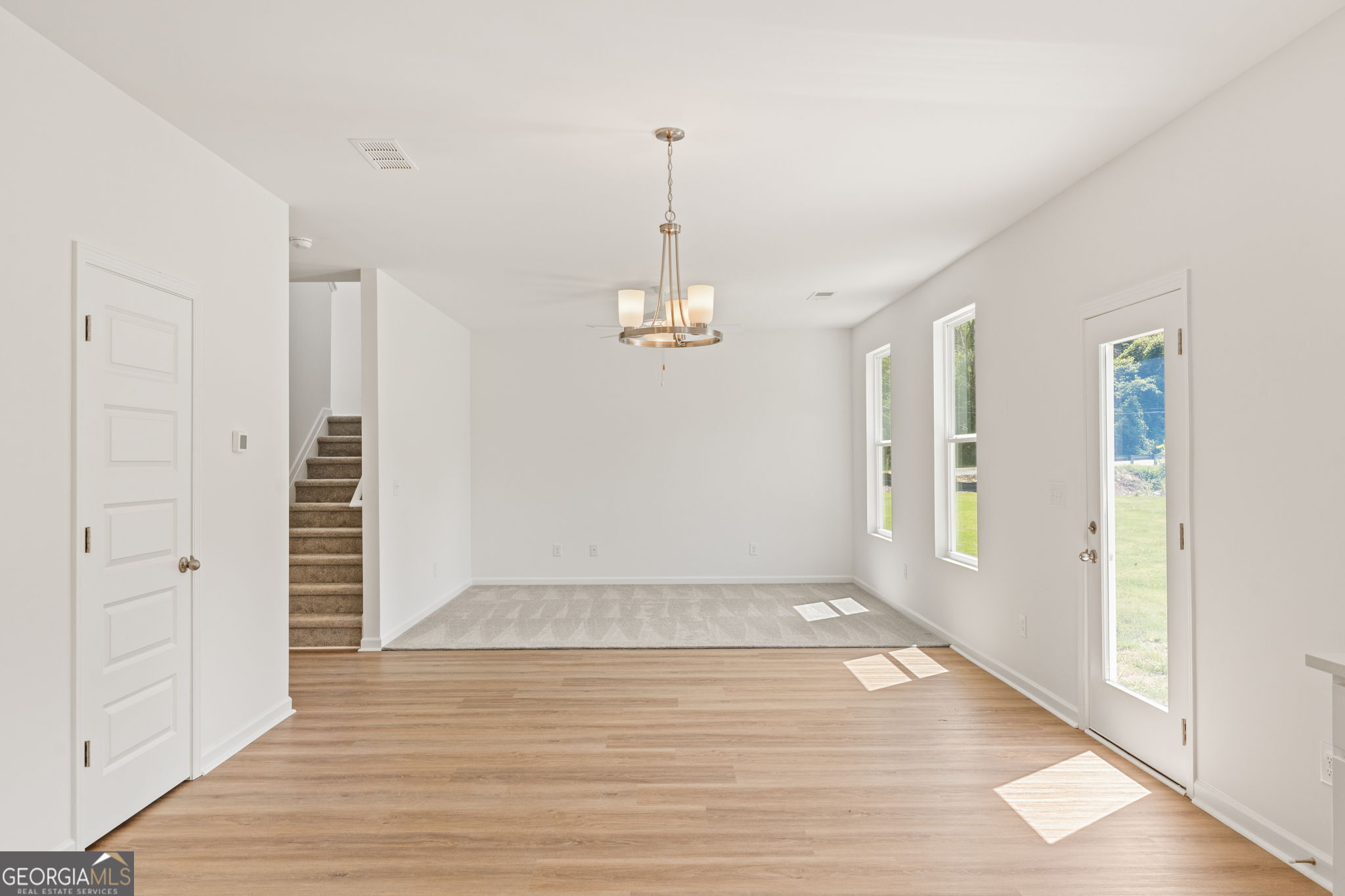 140 Formosa Street Property Photo 7