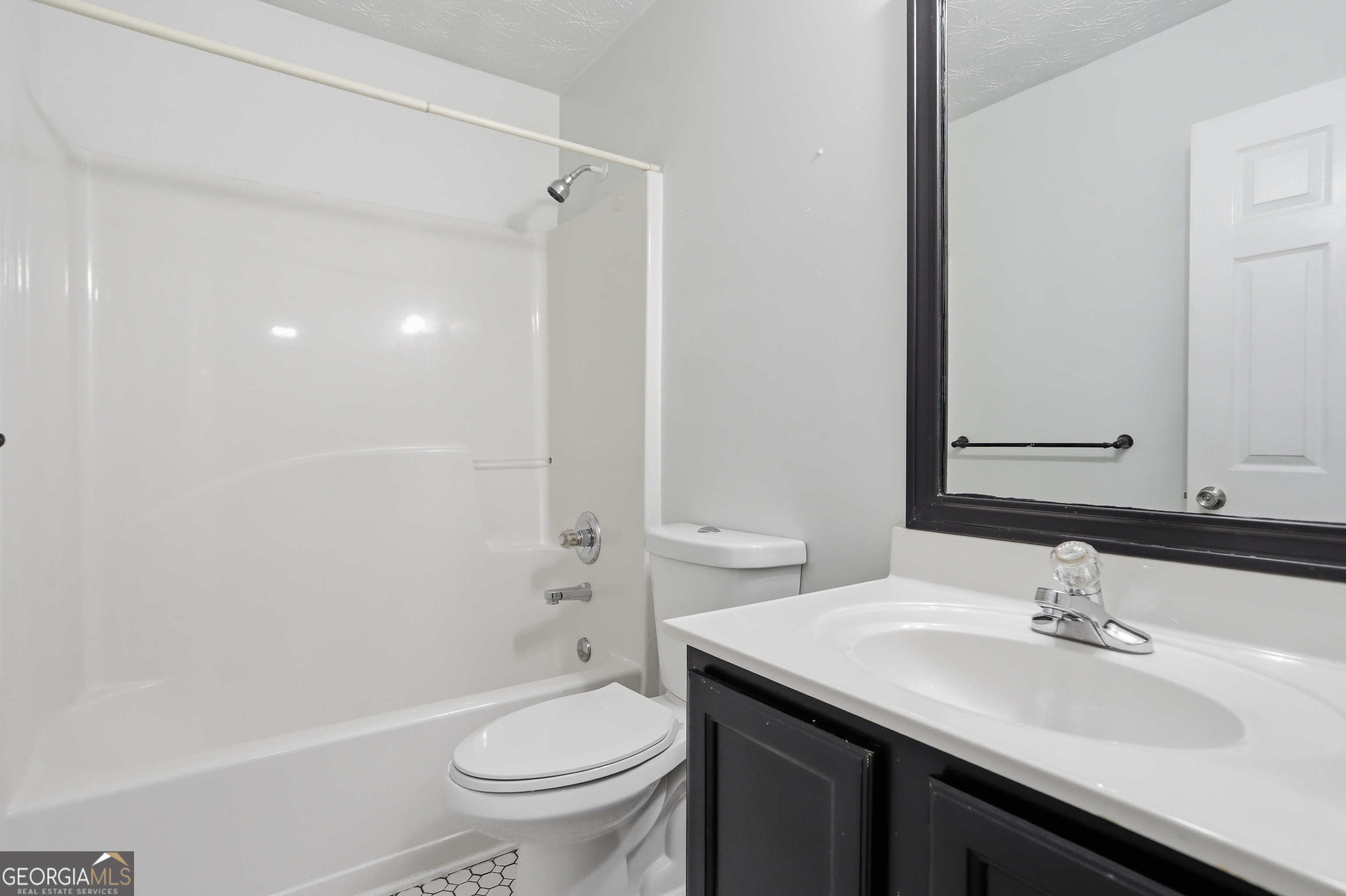 1241 Pine Acre Drive Property Photo 6