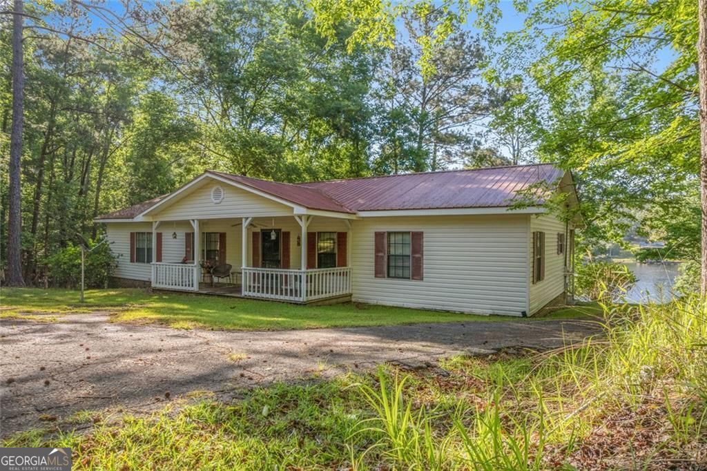 1038 Carrs Station Road Ne Property Photo 1