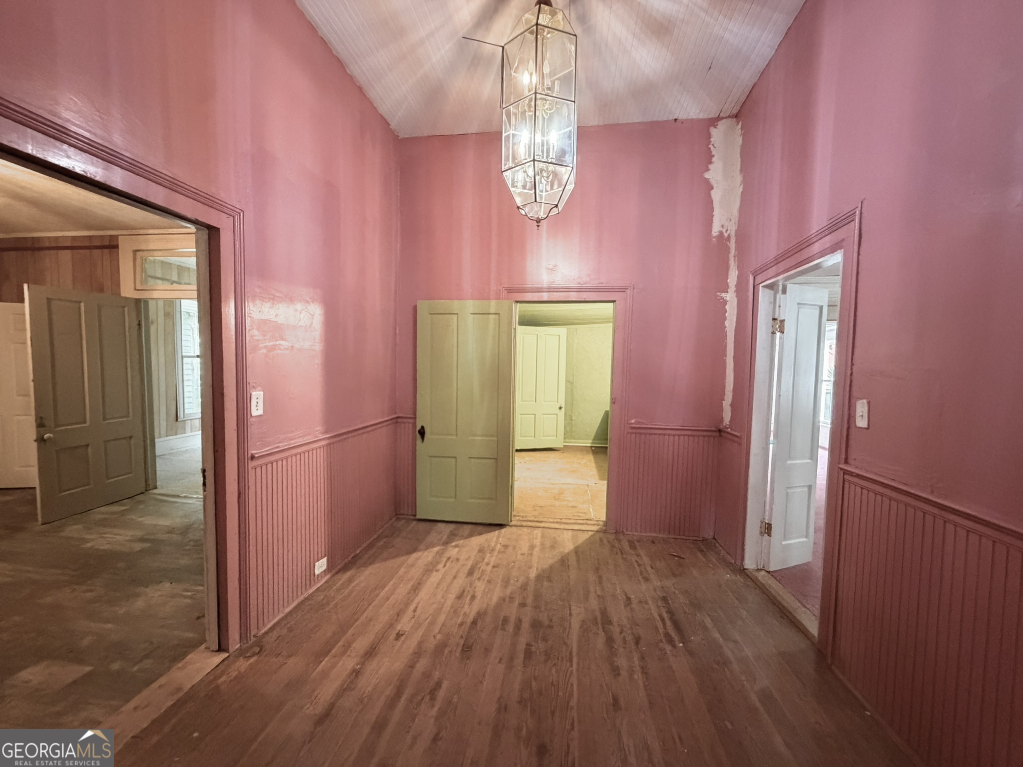 215 Frobel Street Property Photo 11