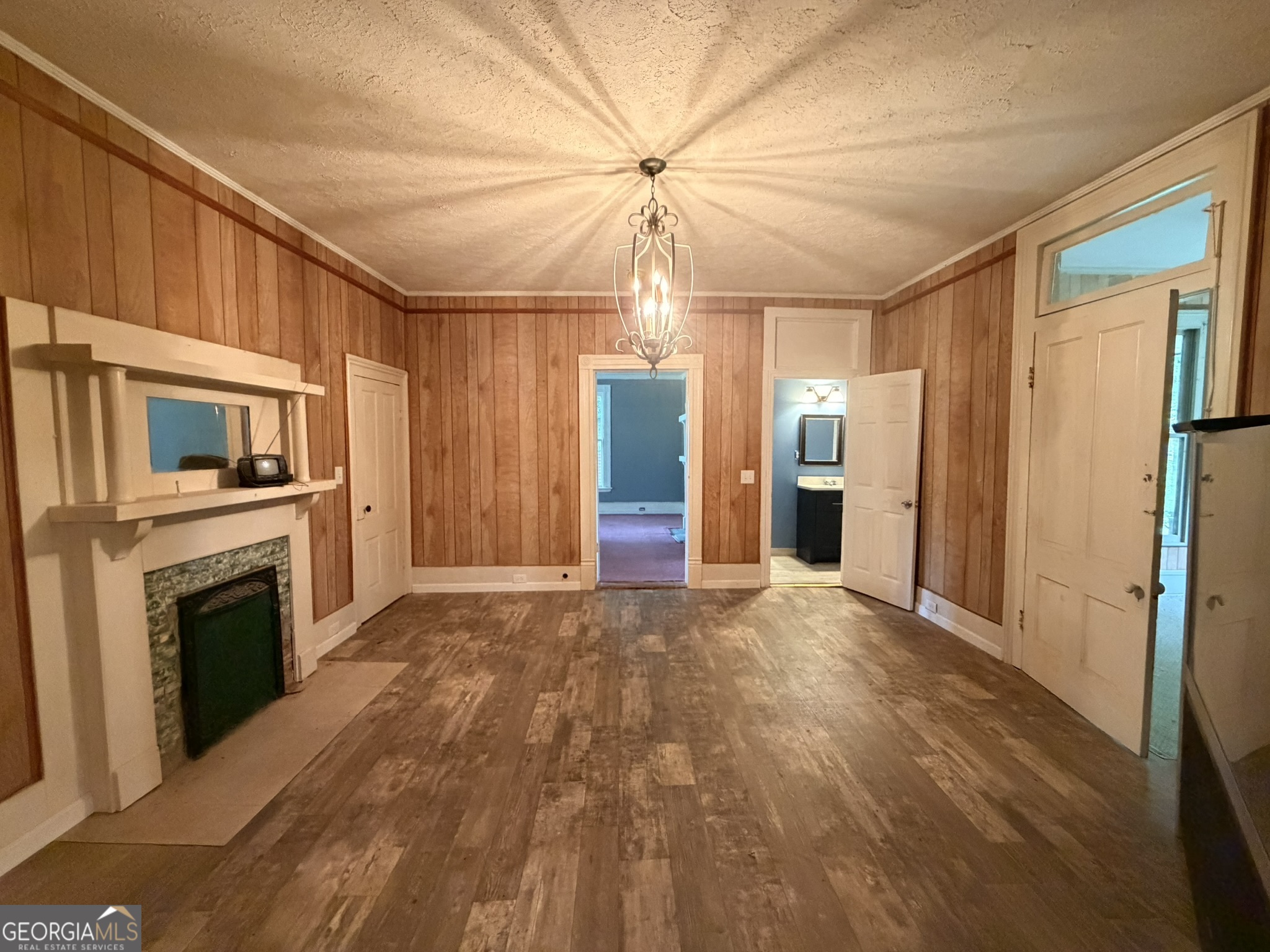 215 Frobel Street Property Photo 13