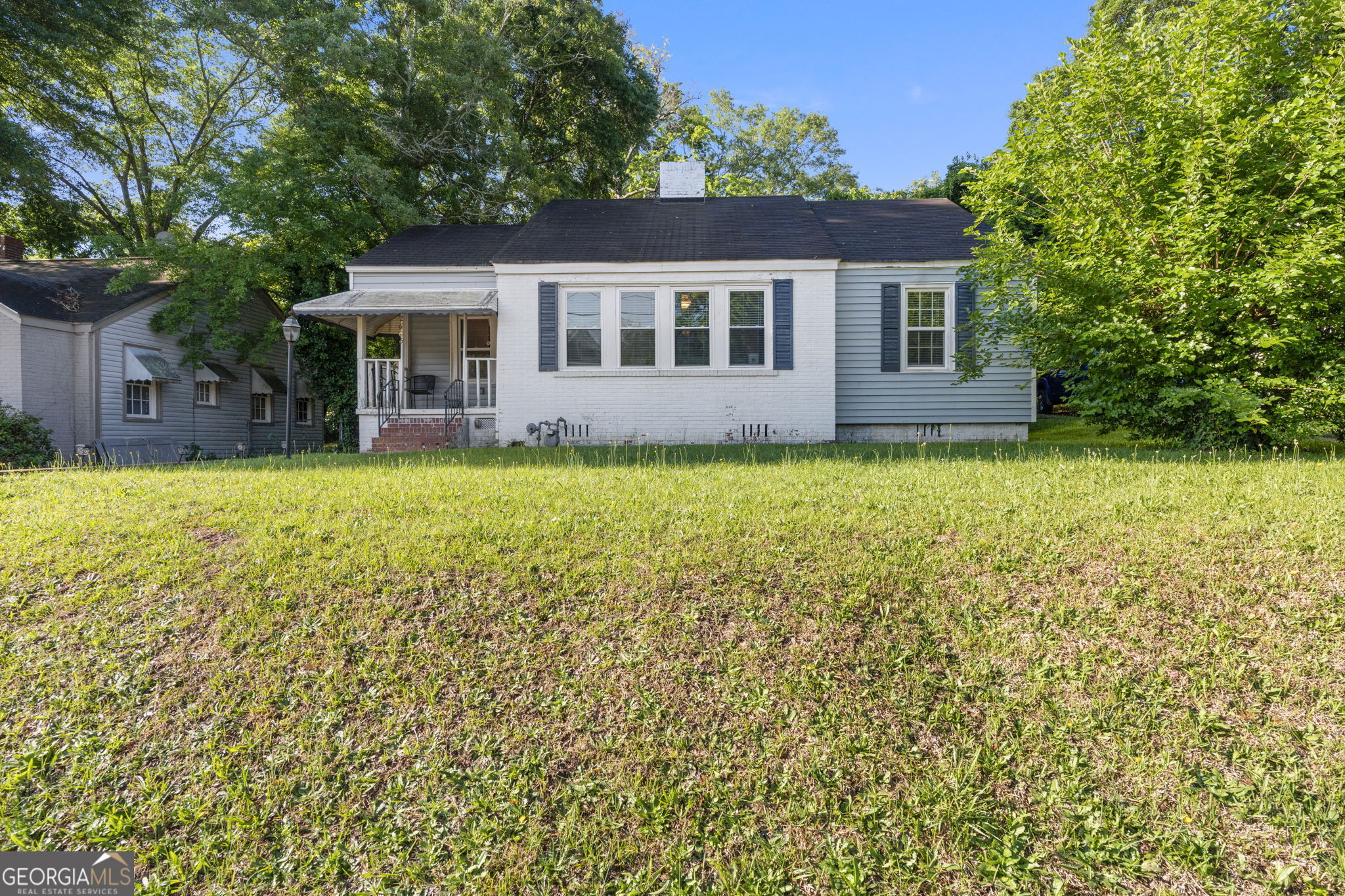 2668 Suwanee Avenue Property Photo 4