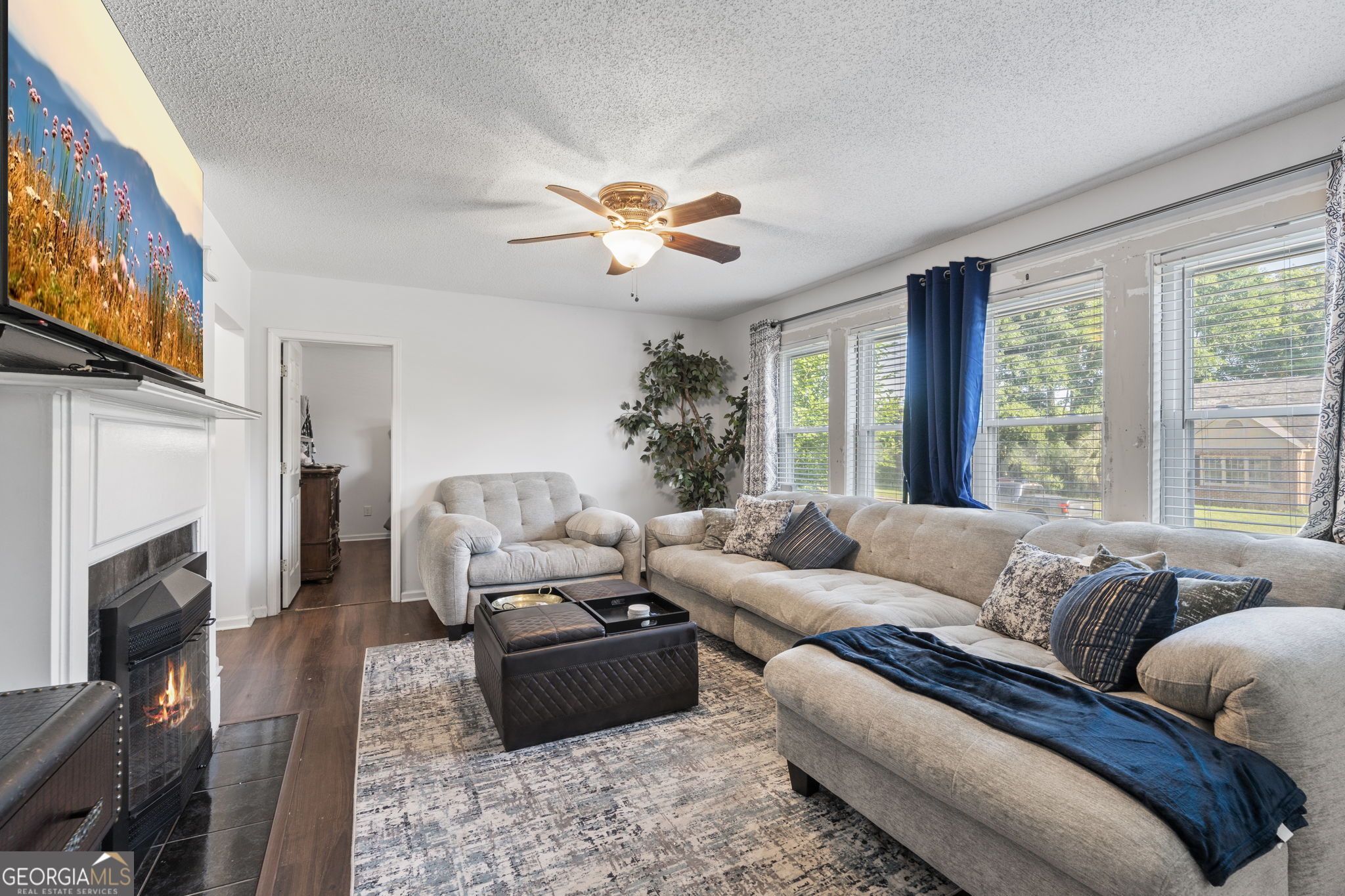 2668 Suwanee Avenue Property Photo 5