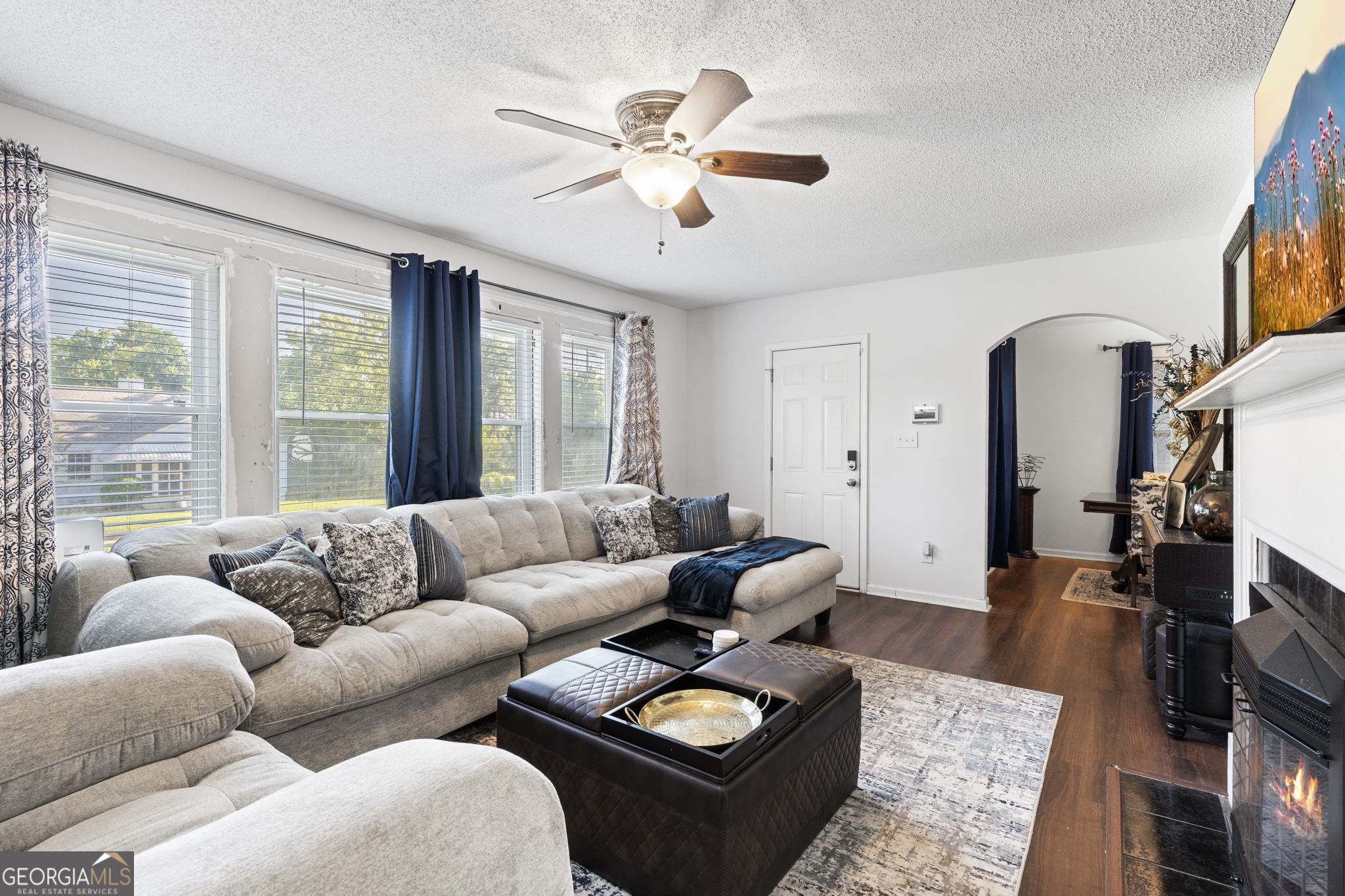 2668 Suwanee Avenue Property Photo 6