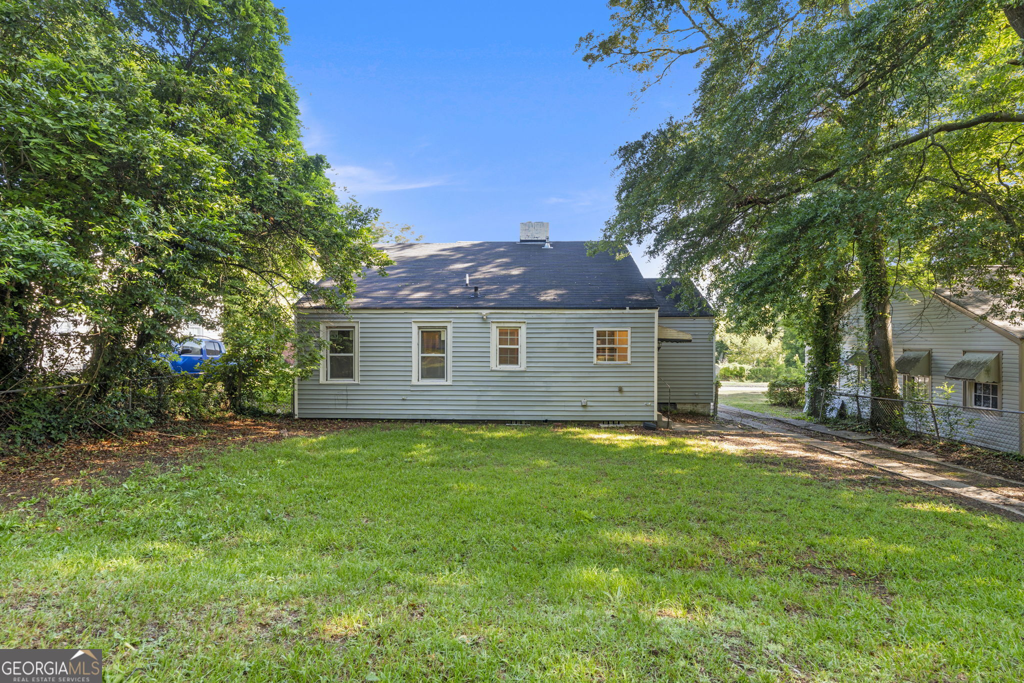 2668 Suwanee Avenue Property Photo 20