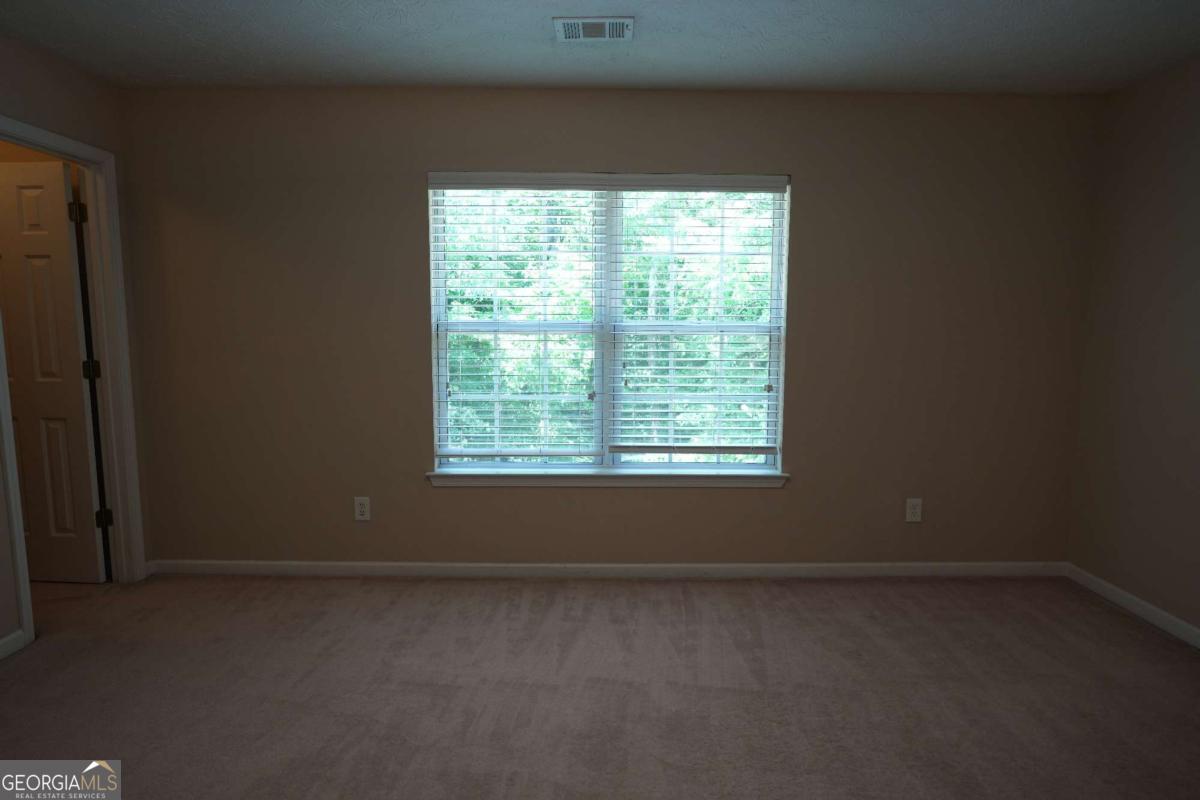1577 River Main Court Property Photo 13