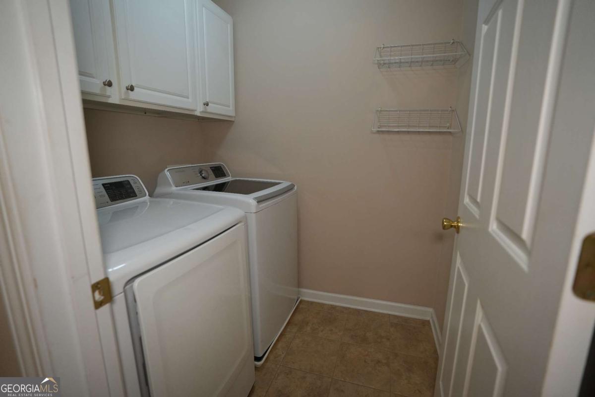 1577 River Main Court Property Photo 20