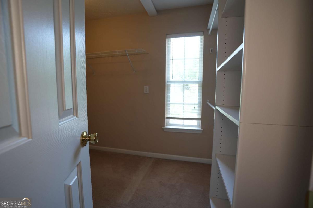 1577 River Main Court Property Photo 23