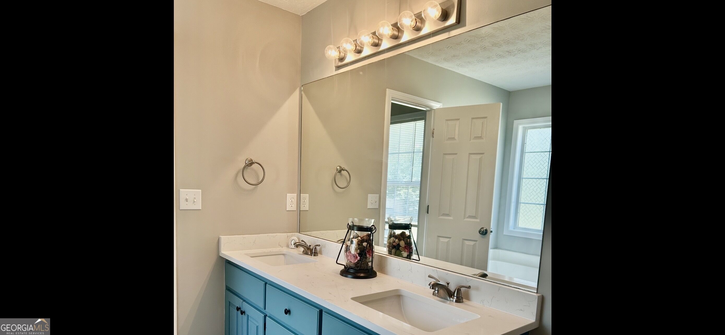 328 Cattlemans Circle Property Photo 21